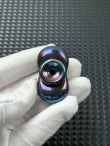 Two-Leaf Cell Zirconium Oil Slick