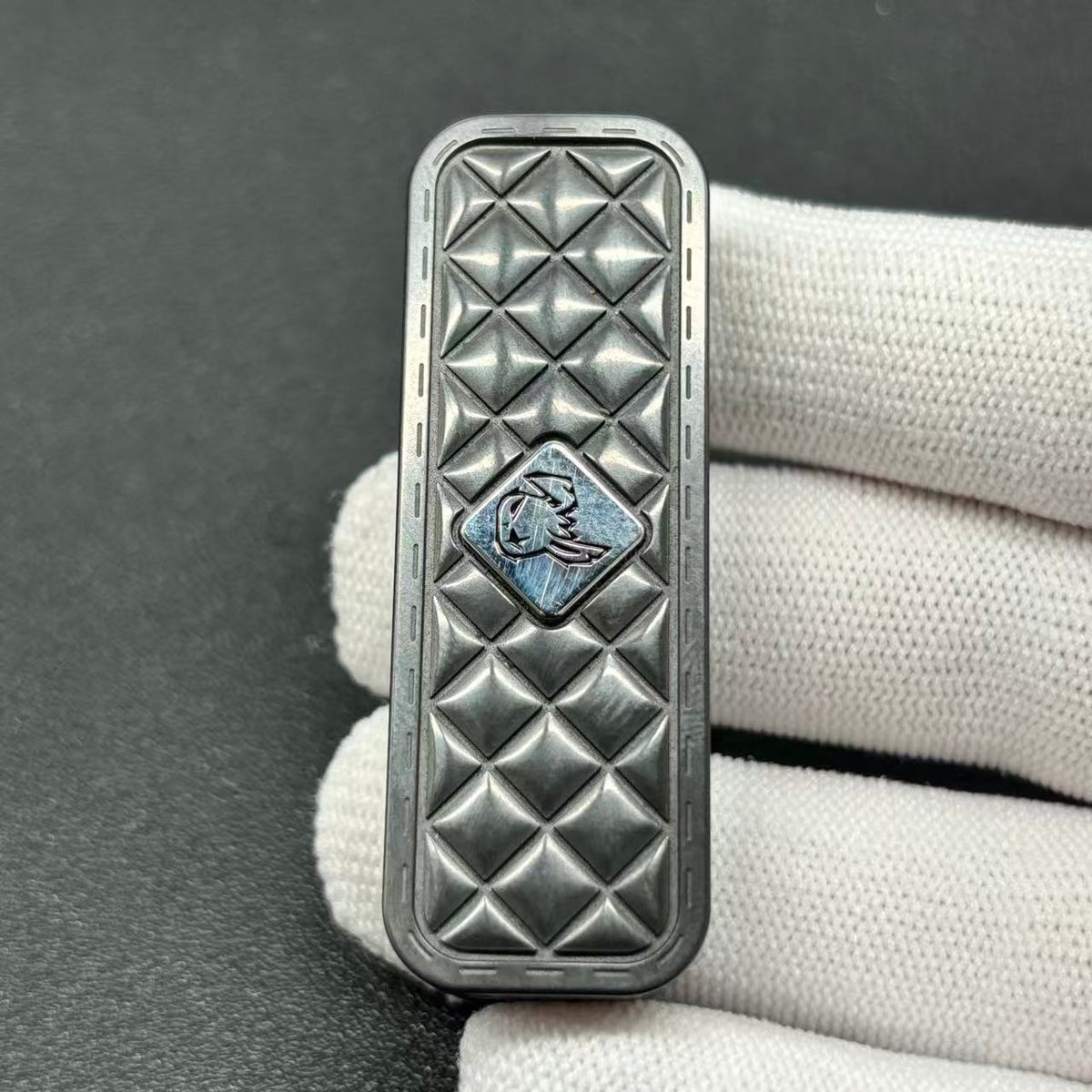 Feng Ling Zirconium