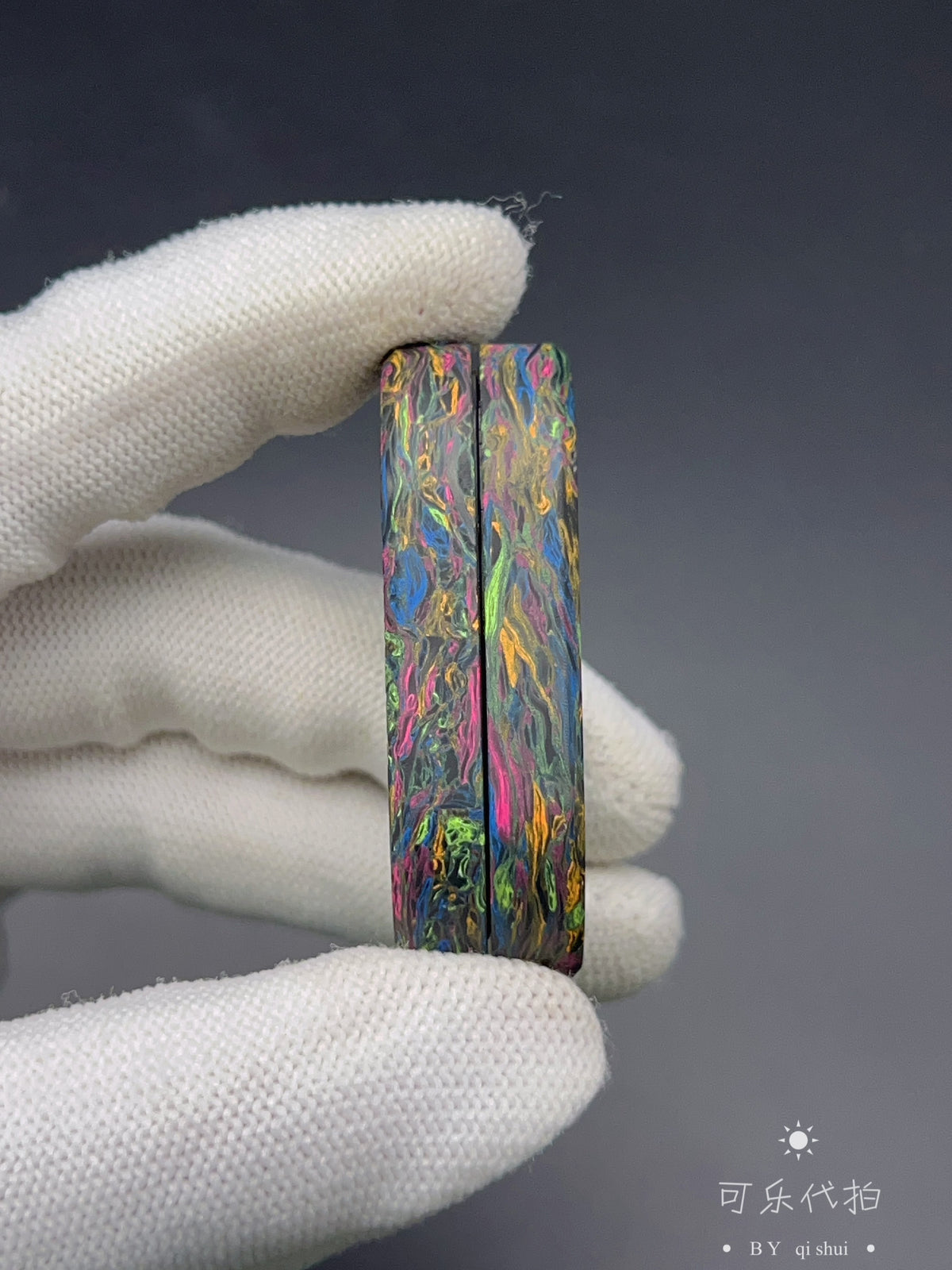 Greedy Cat Carbon Damascus