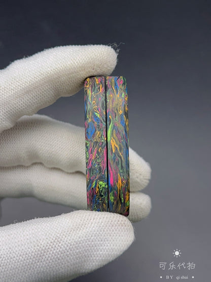 Greedy Cat Carbon Damascus