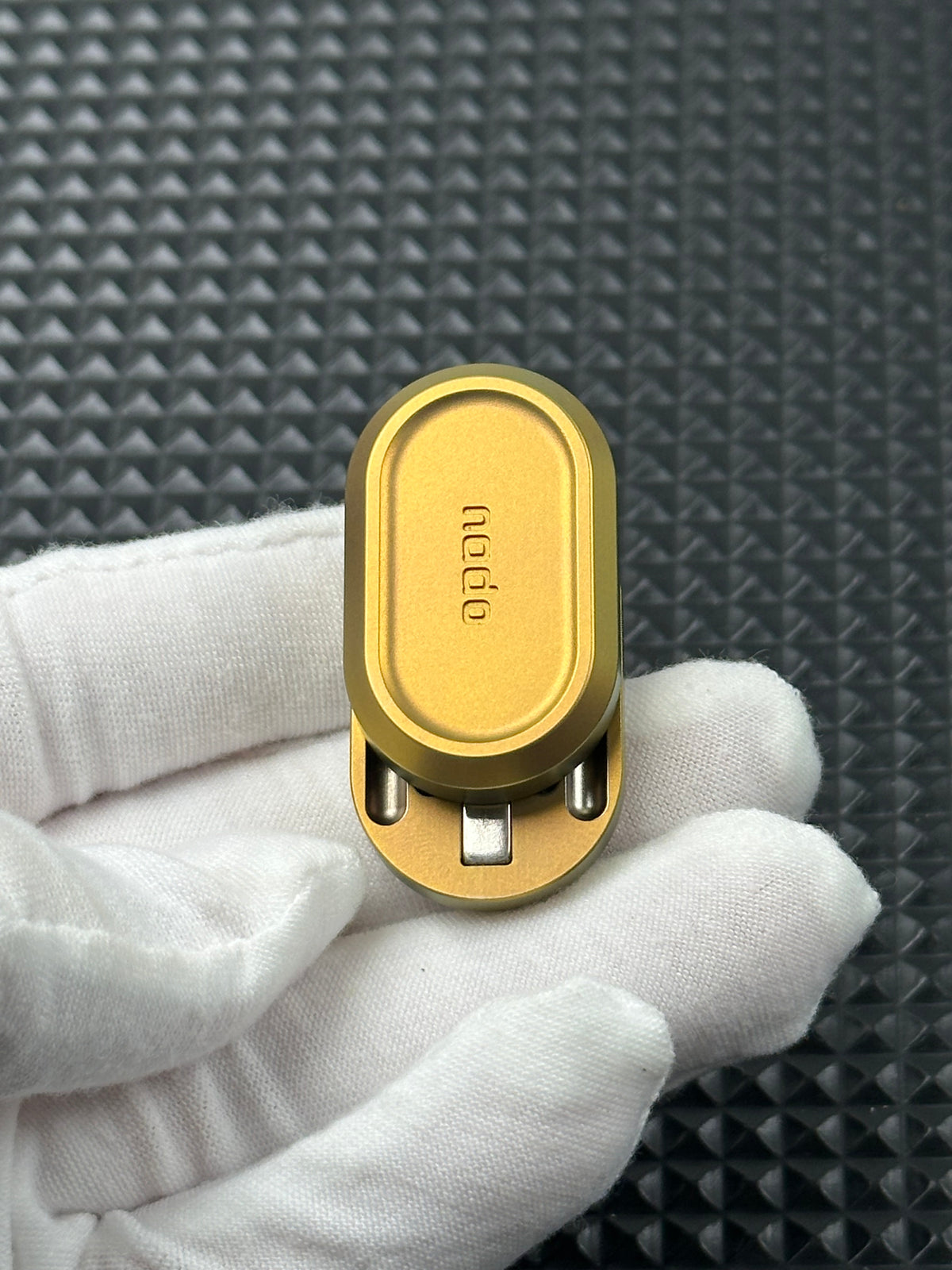 Nado Titanium