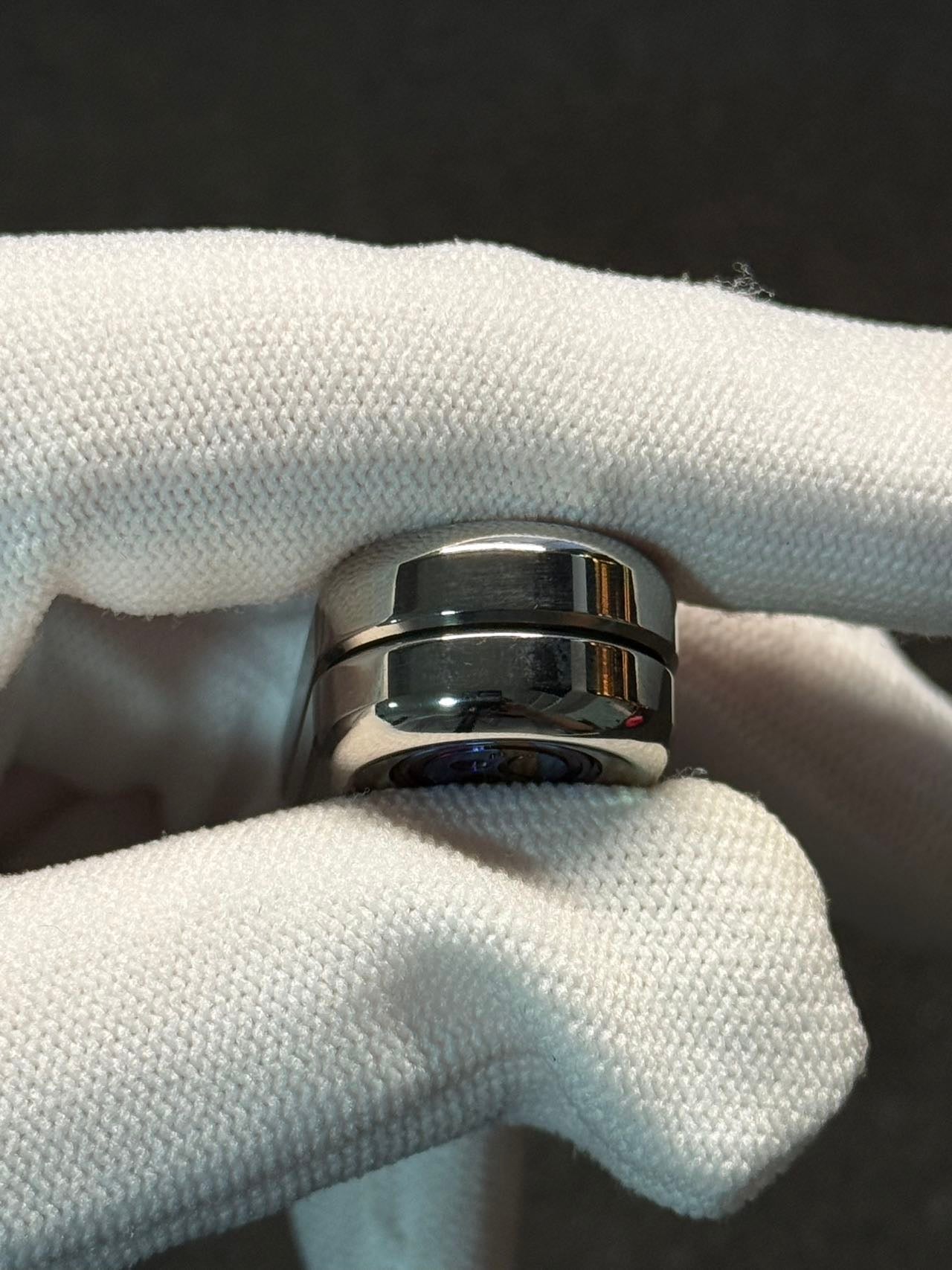 Top B Titanium