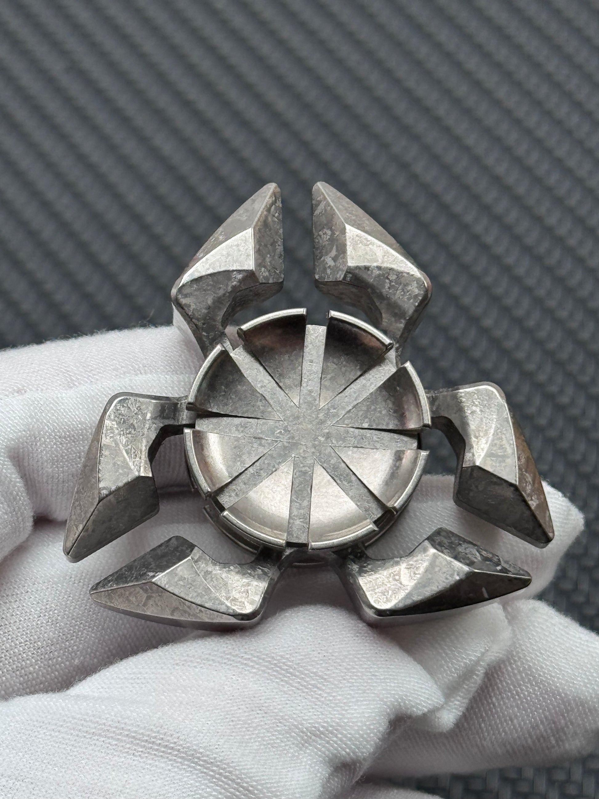 Scorpio Bearing Cap Crystallized Titanium