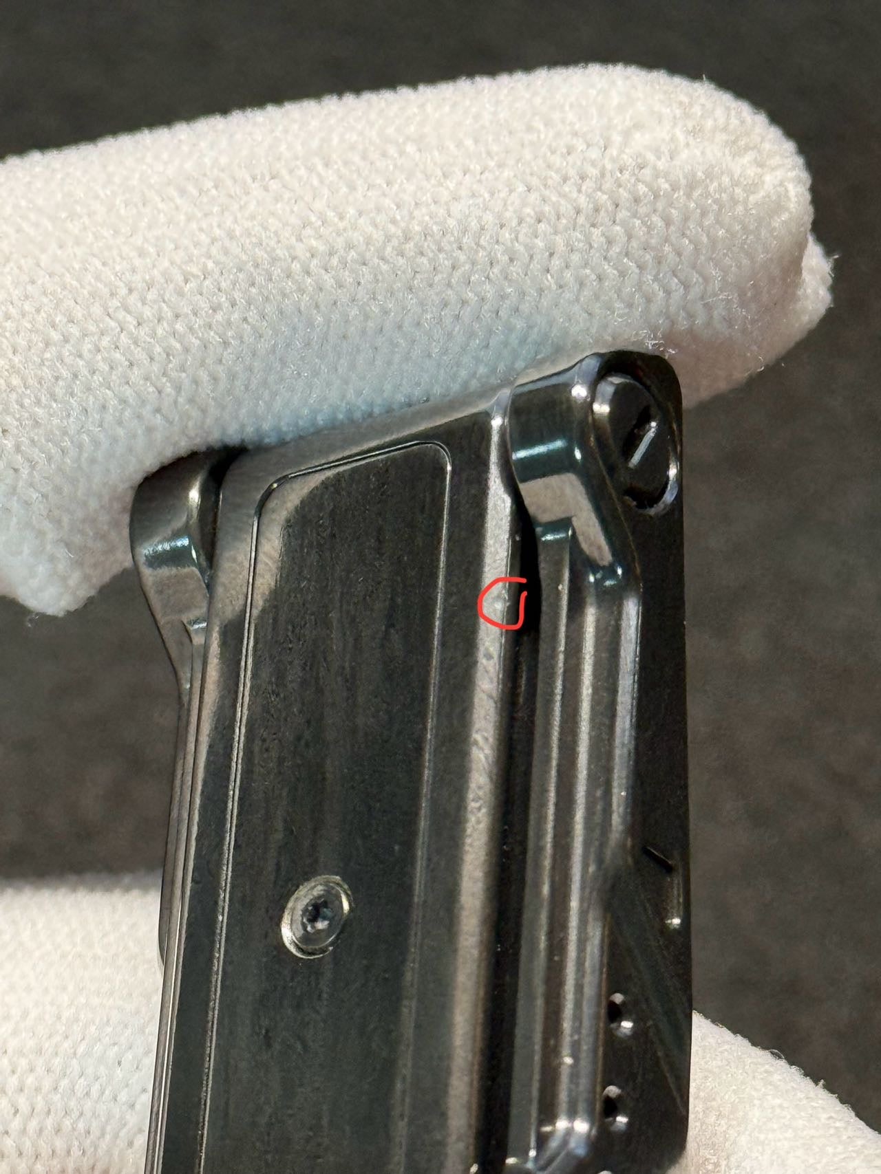Razor Zirconium