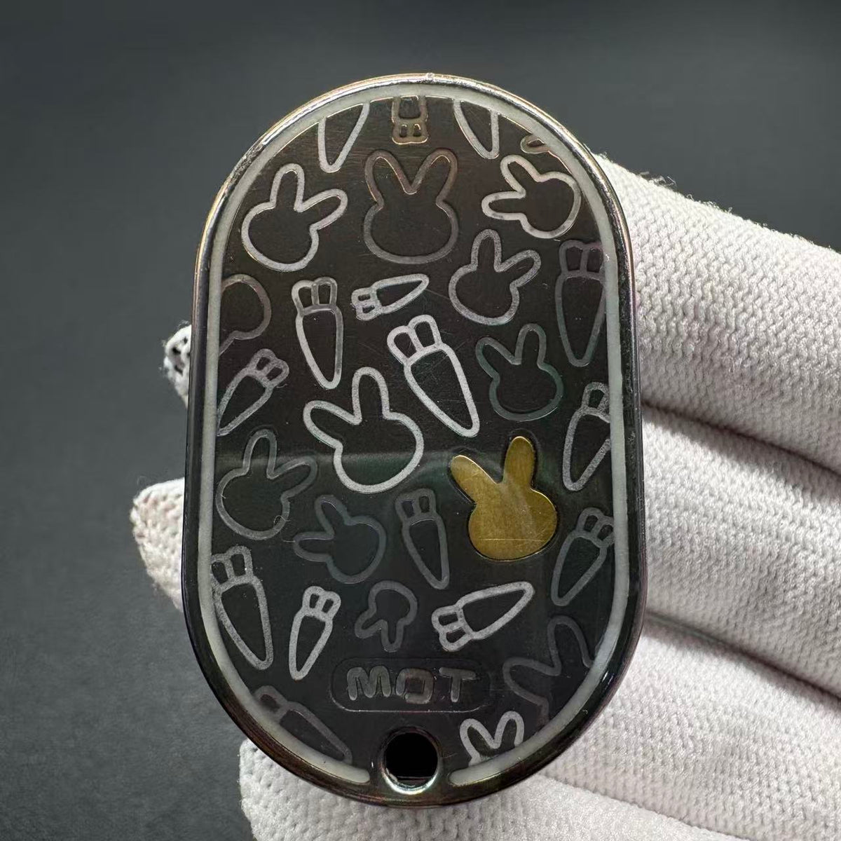 Groove Zirconium Resin-Sealed Oil Slick