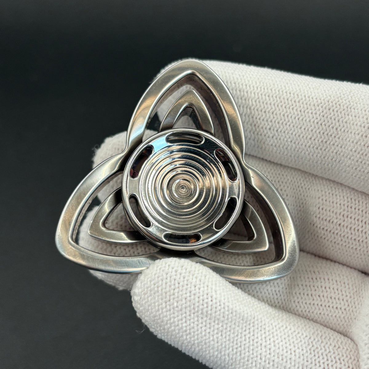 Twin Shadow Stainless Steel Polished