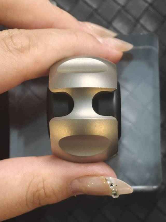 Noiz Titanium