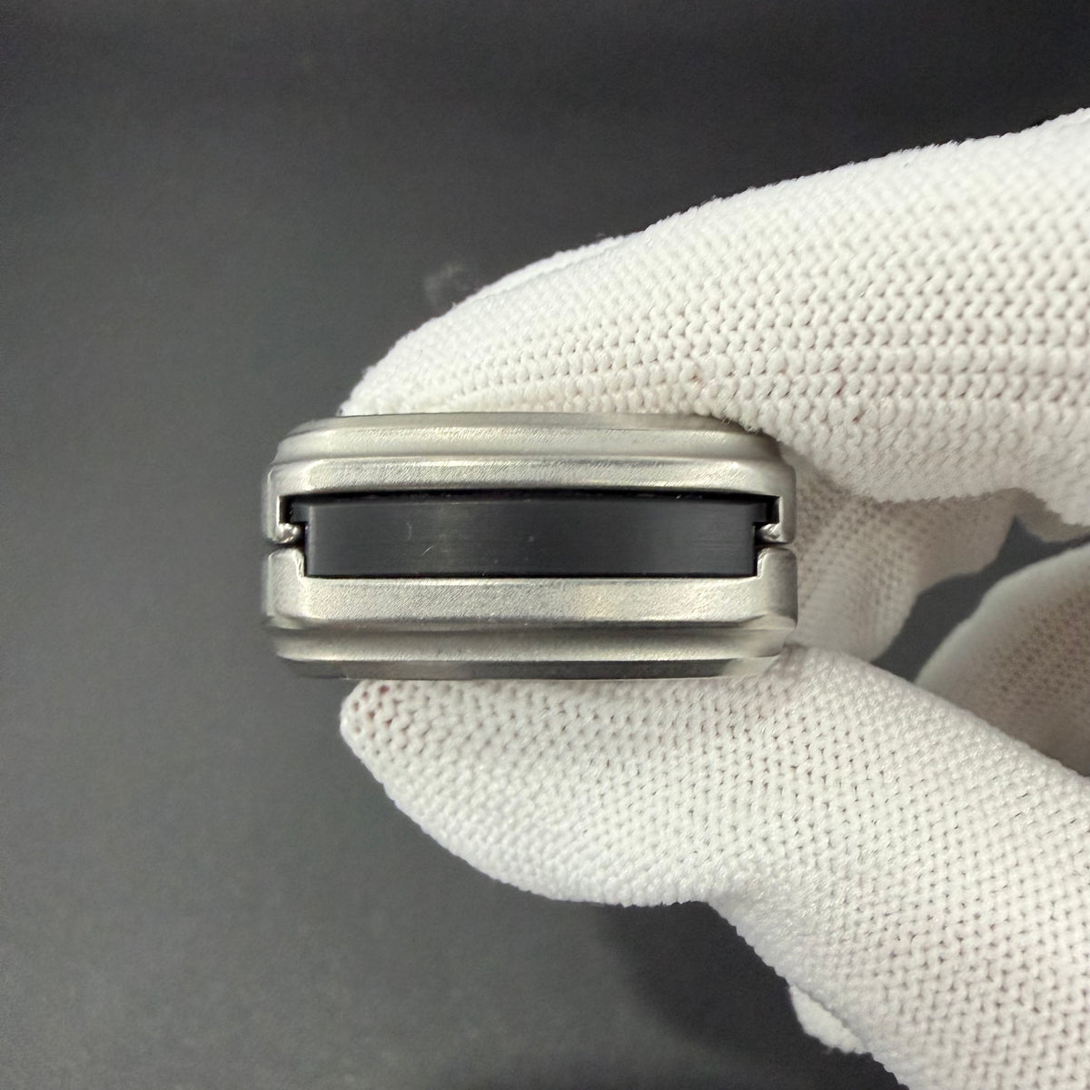 Wormhole Stainless Steel