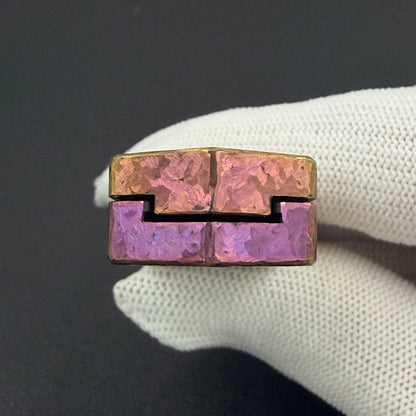 Plane Zirconium