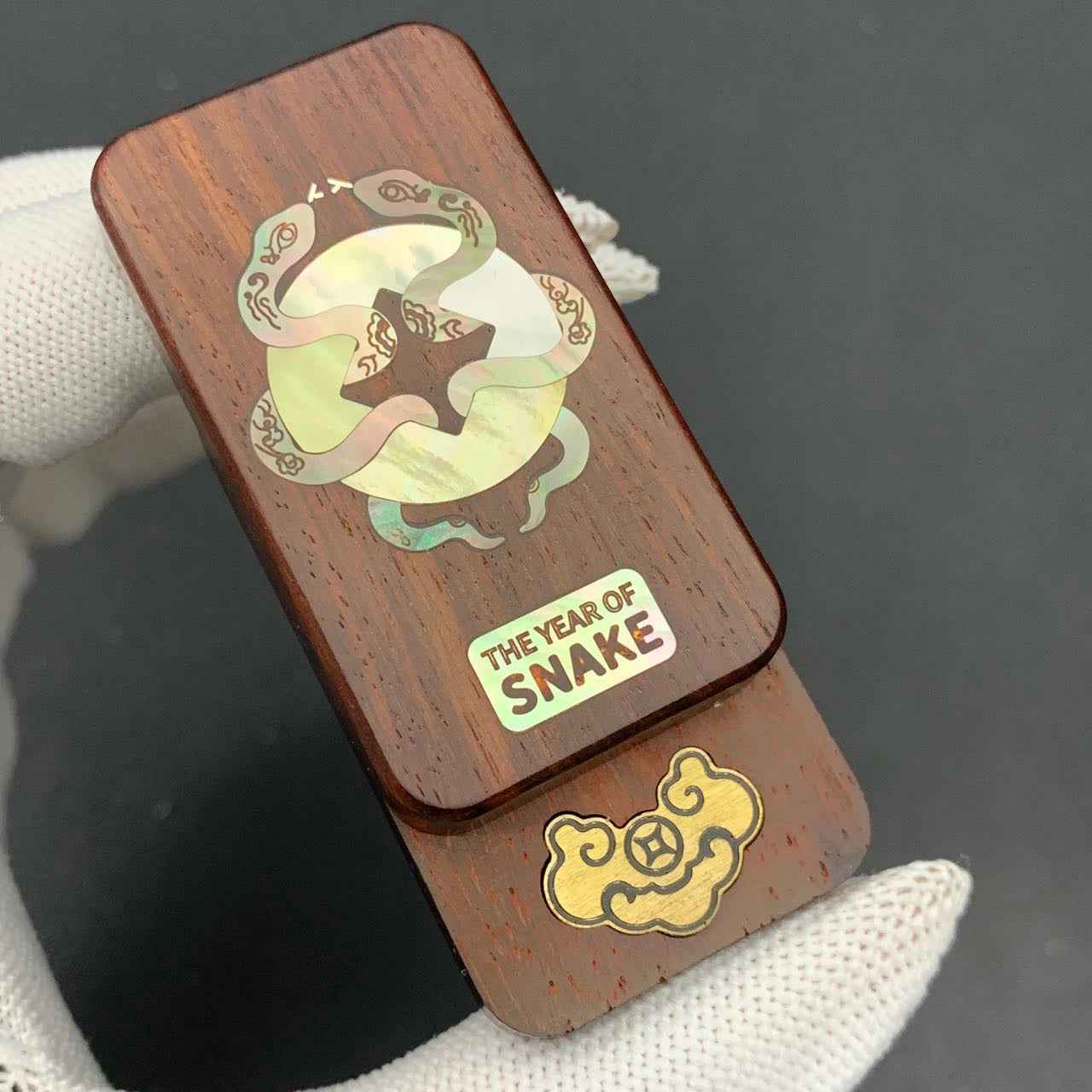 Fortune Serpent Sandalwood