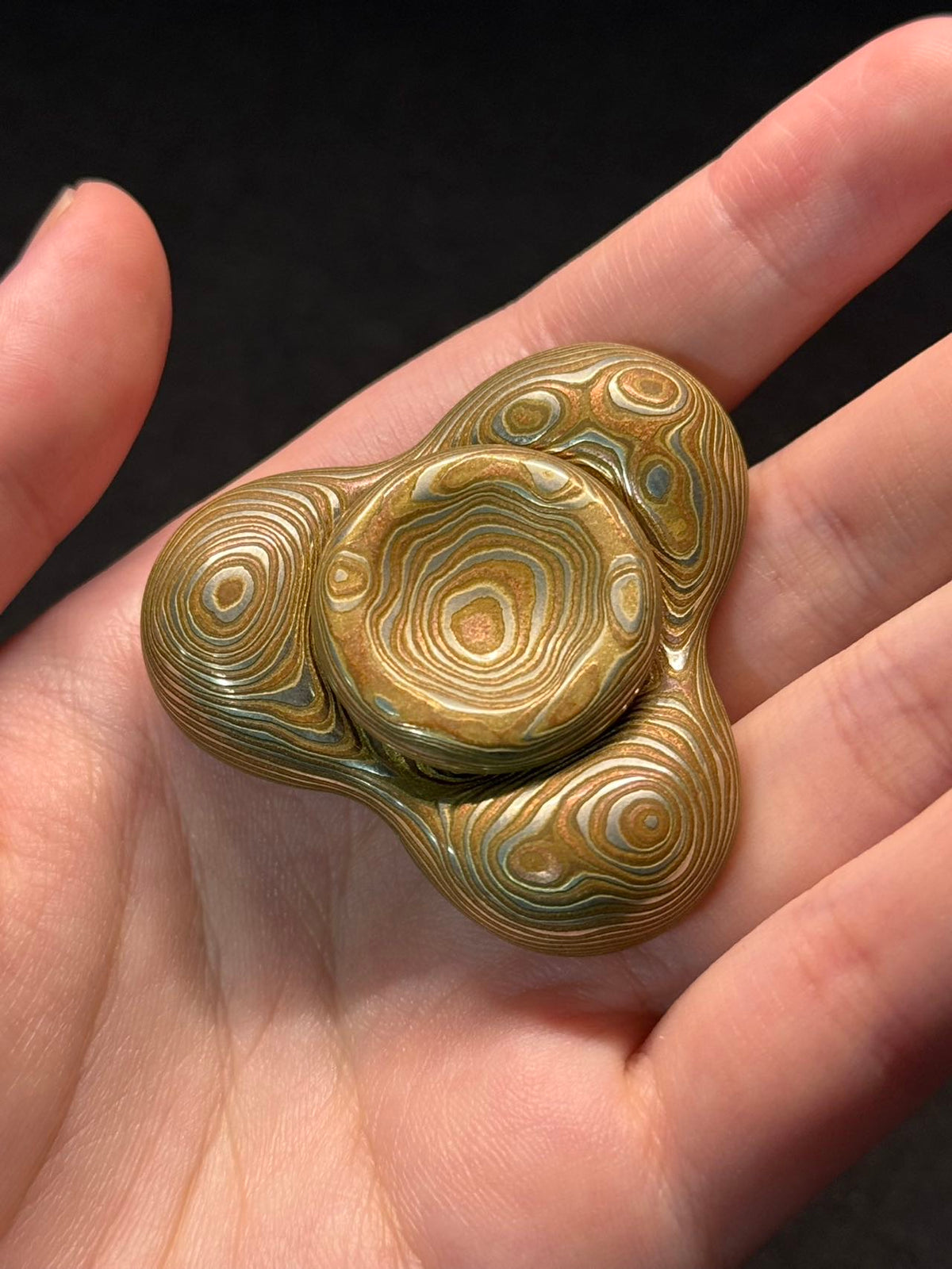 Three-Leaf Cell Mokume