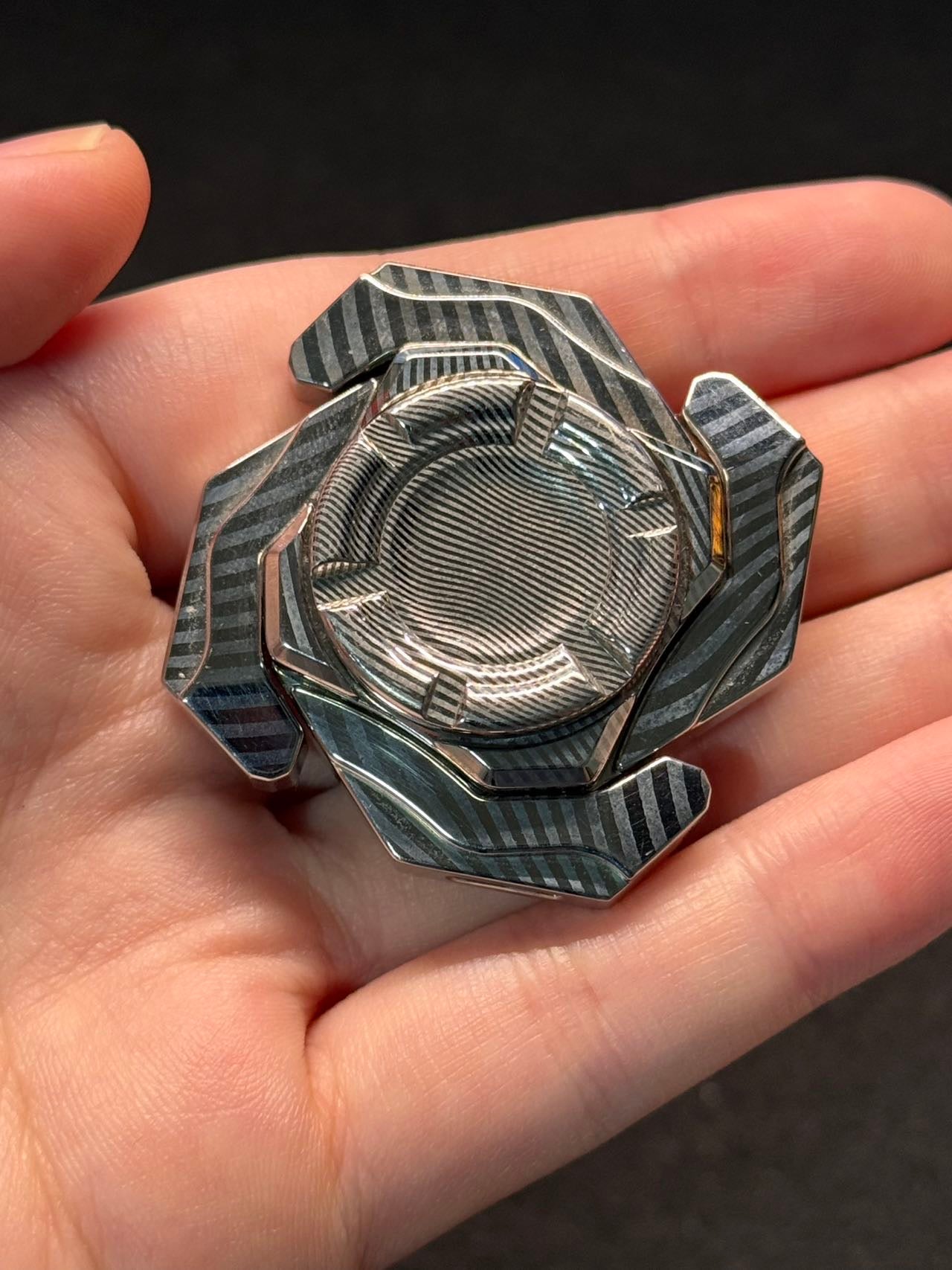 Haze Shell Opening Damasteel