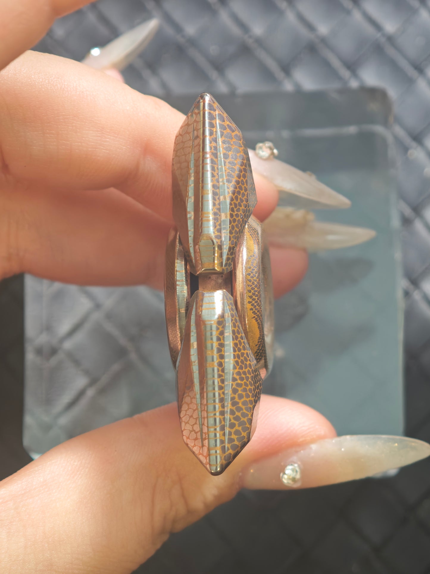 Prism Bearing Cap Superconductor