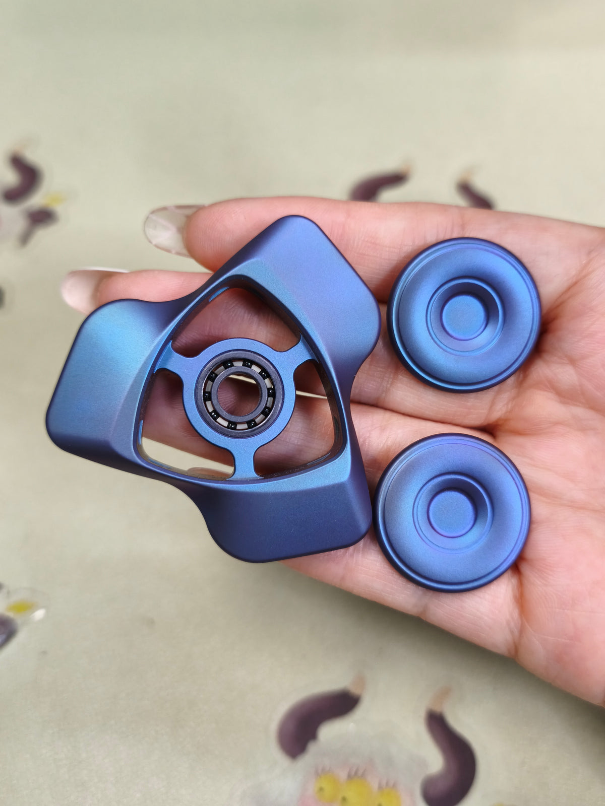 Phantom Dual Leaf Zirconium