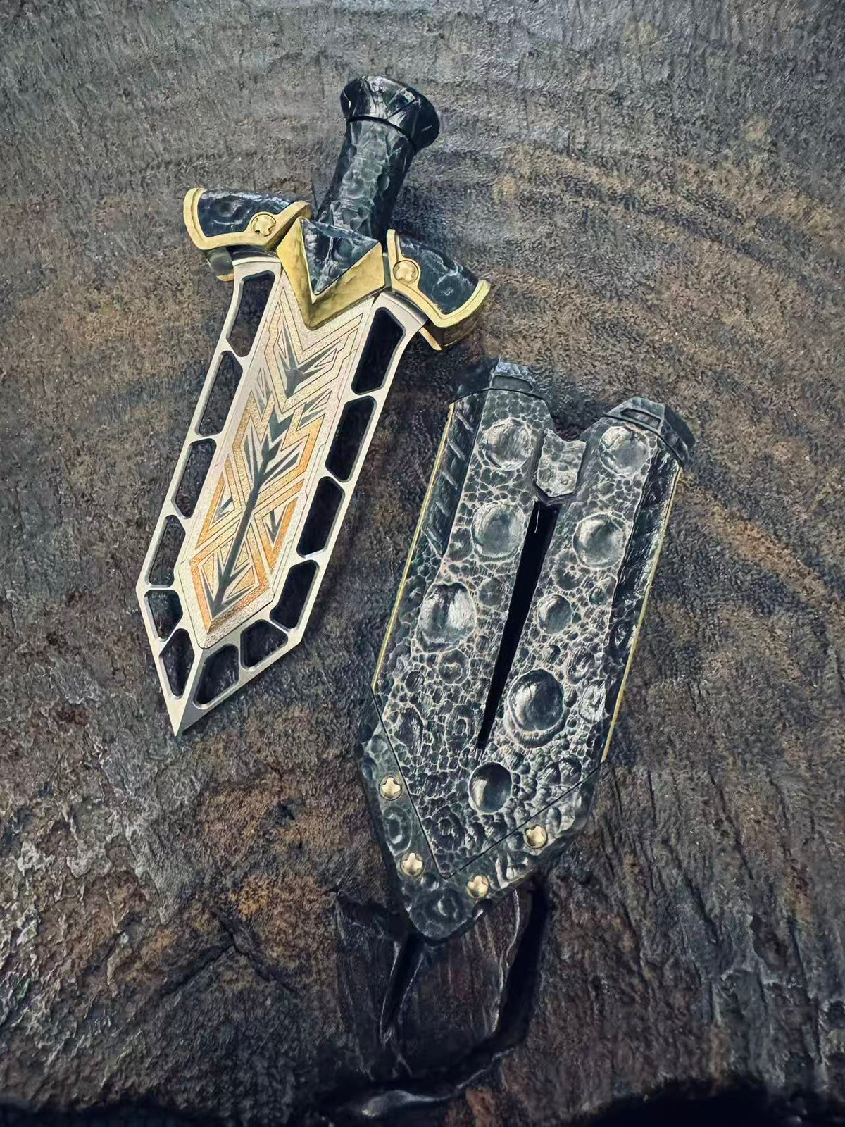 Aroundight Tungsten-Copper Engraved