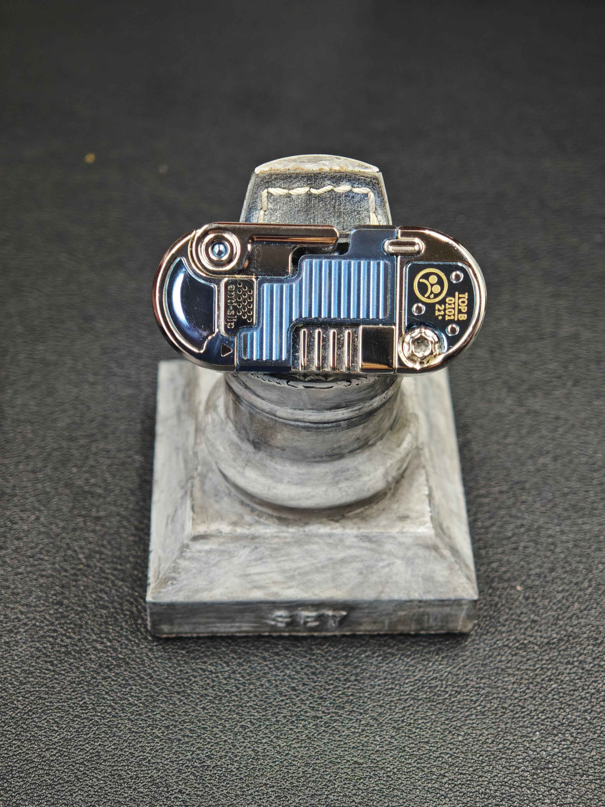 Top B Stainless Steel Titanium