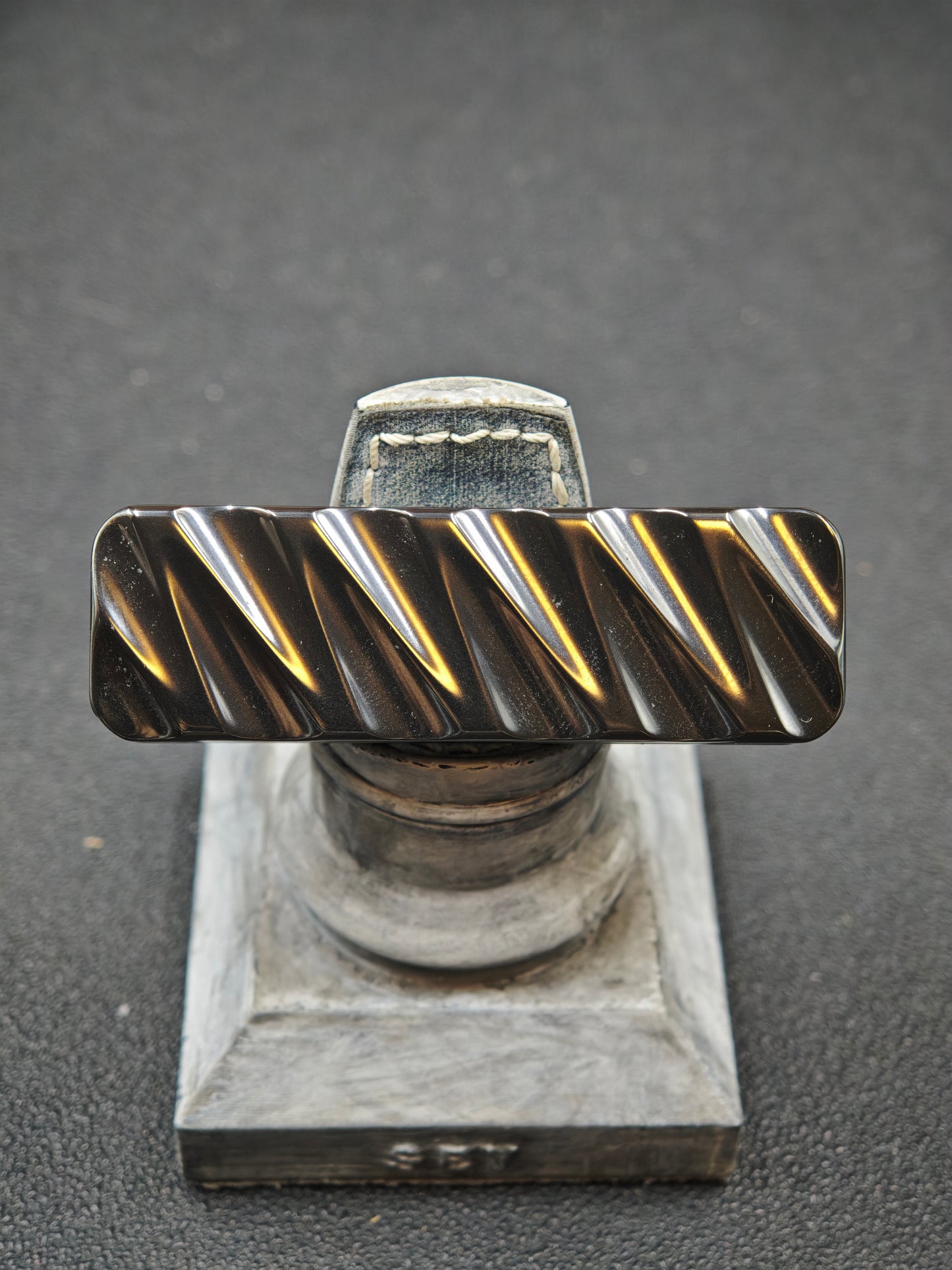Tita Zirconium