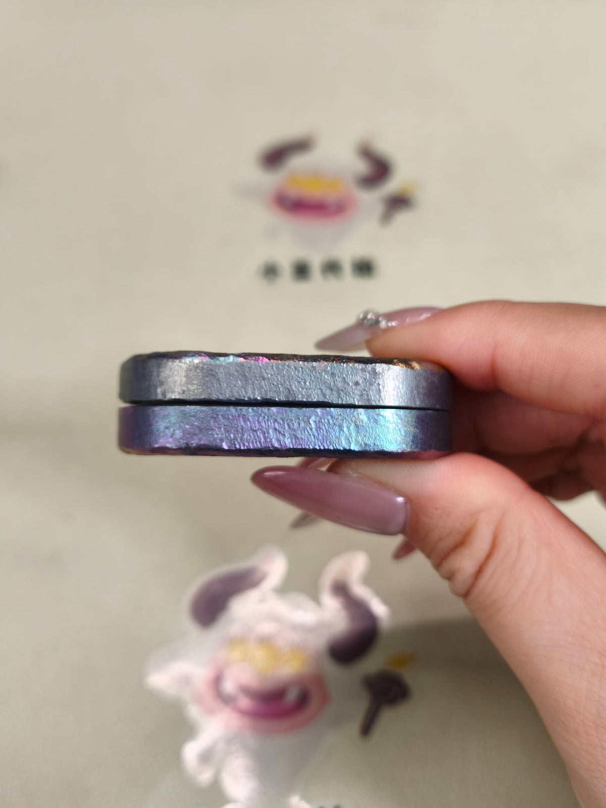 Greedy Cat Zirconium Stone Textured Oil Slick