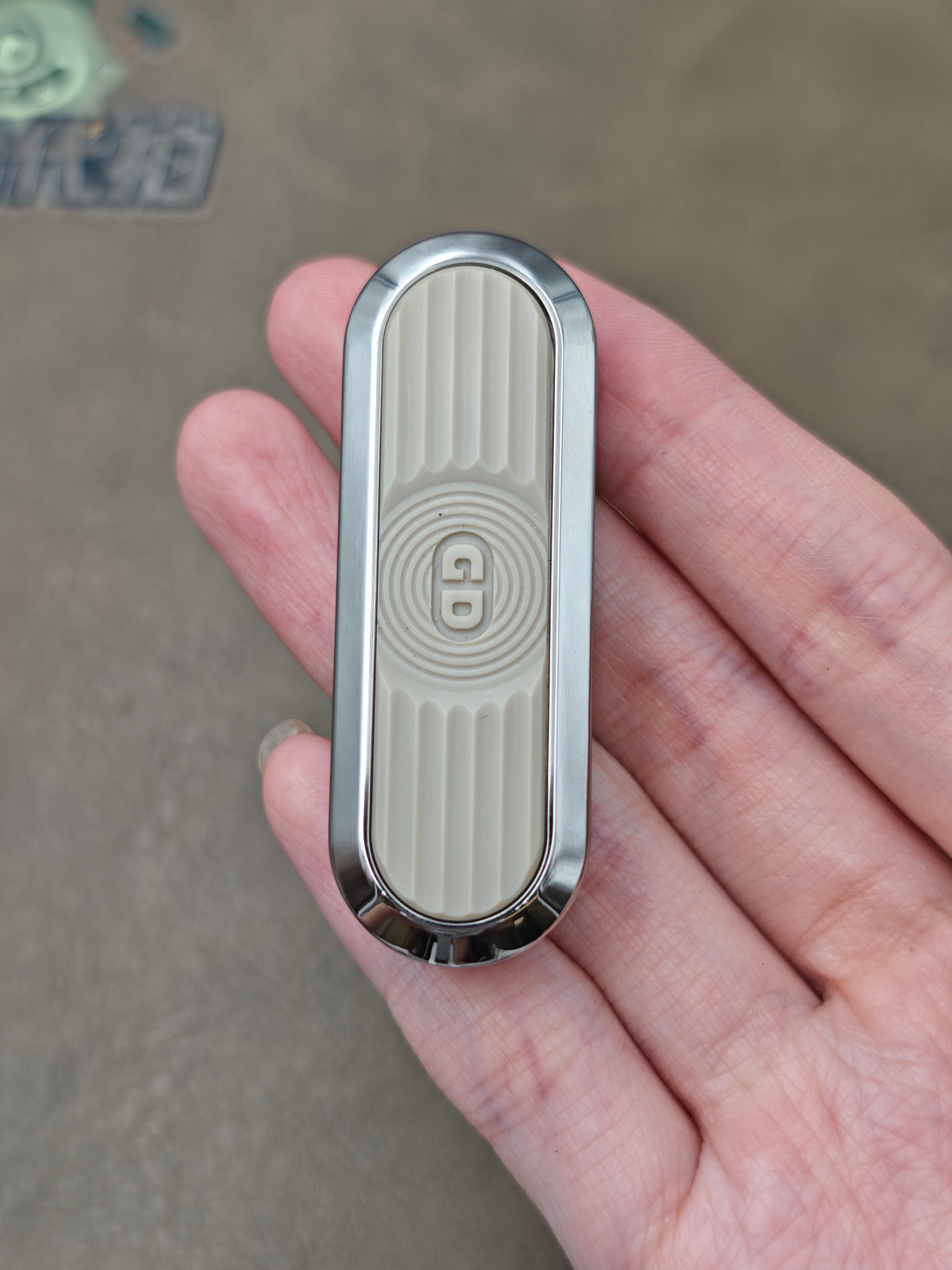 Lucky Draw PEEK Titanium