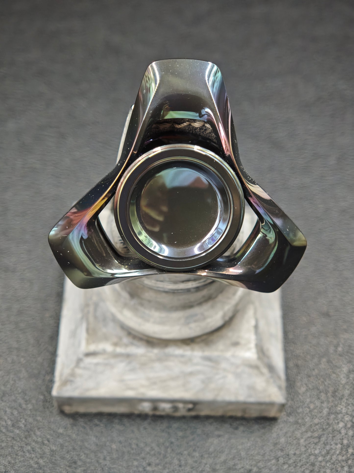 Liquid Zirconium