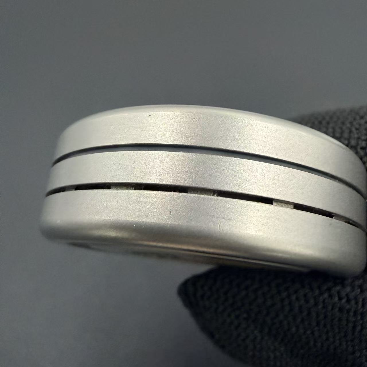 Schrodinger Katze Ratchet Titanium