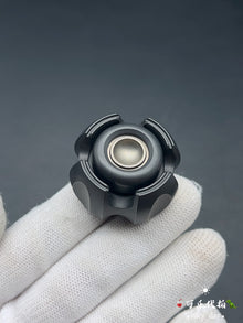 Noiz Zirconium