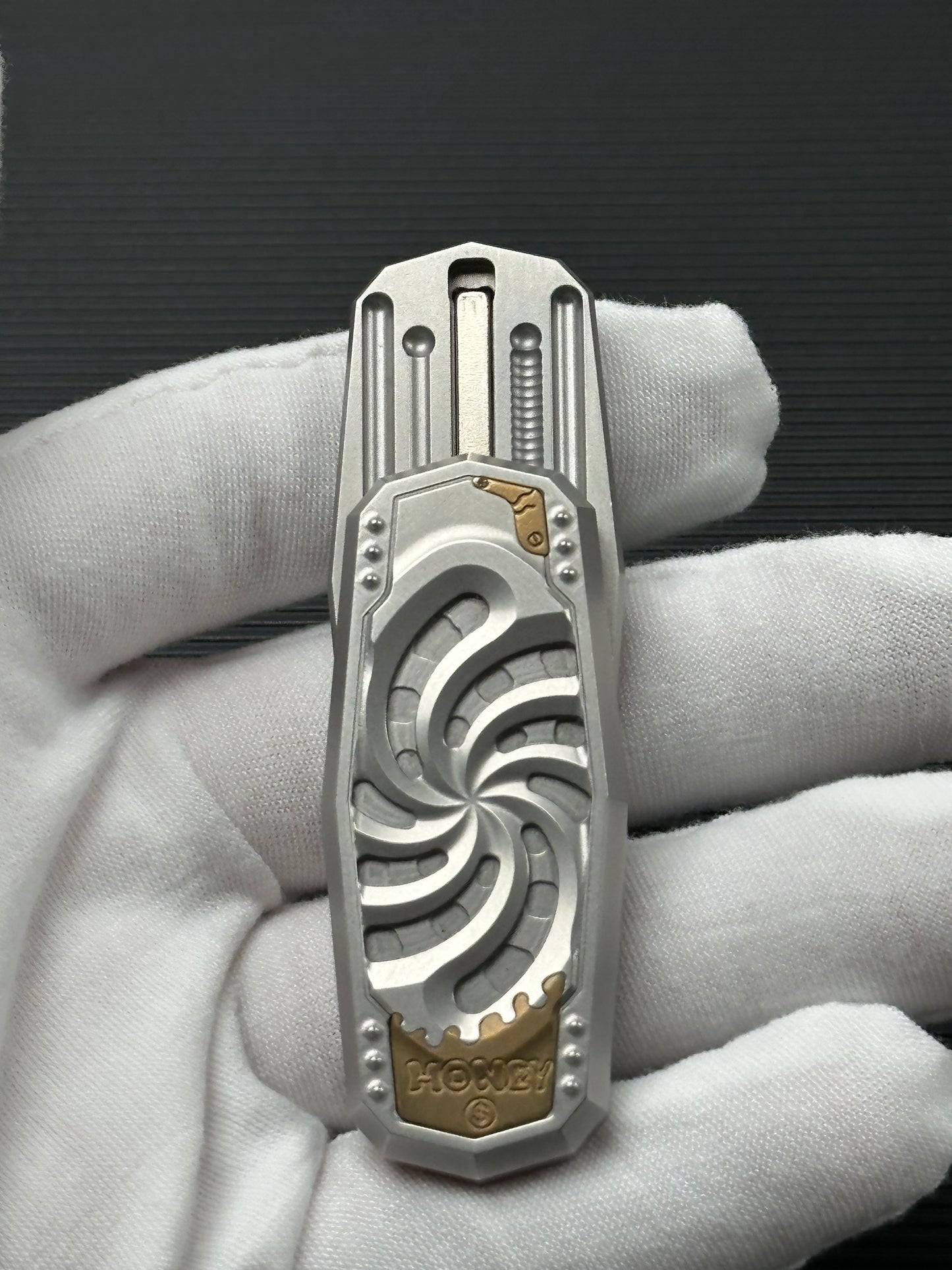 Monolith Stainless Steel