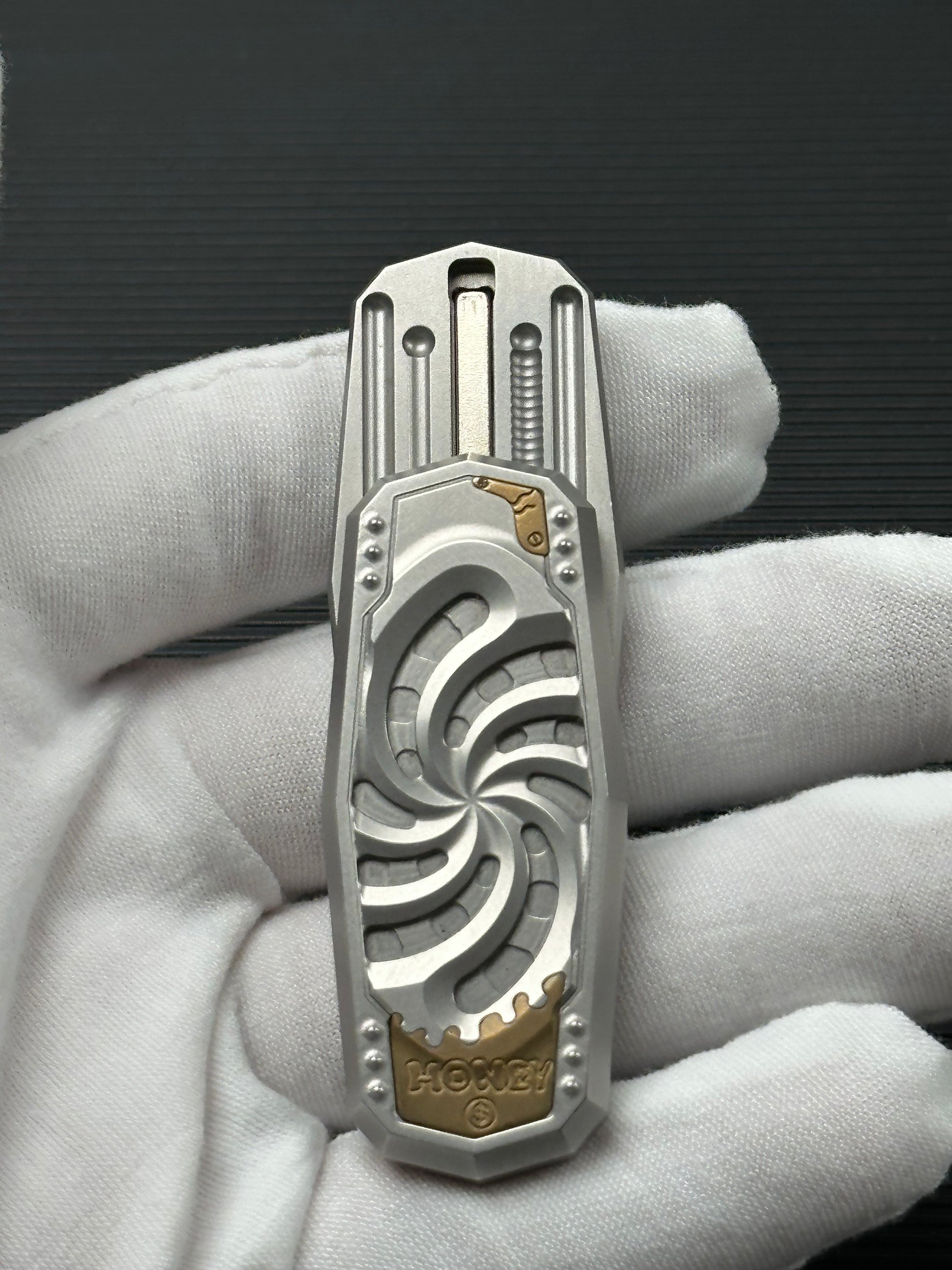 Monolith Stainless Steel