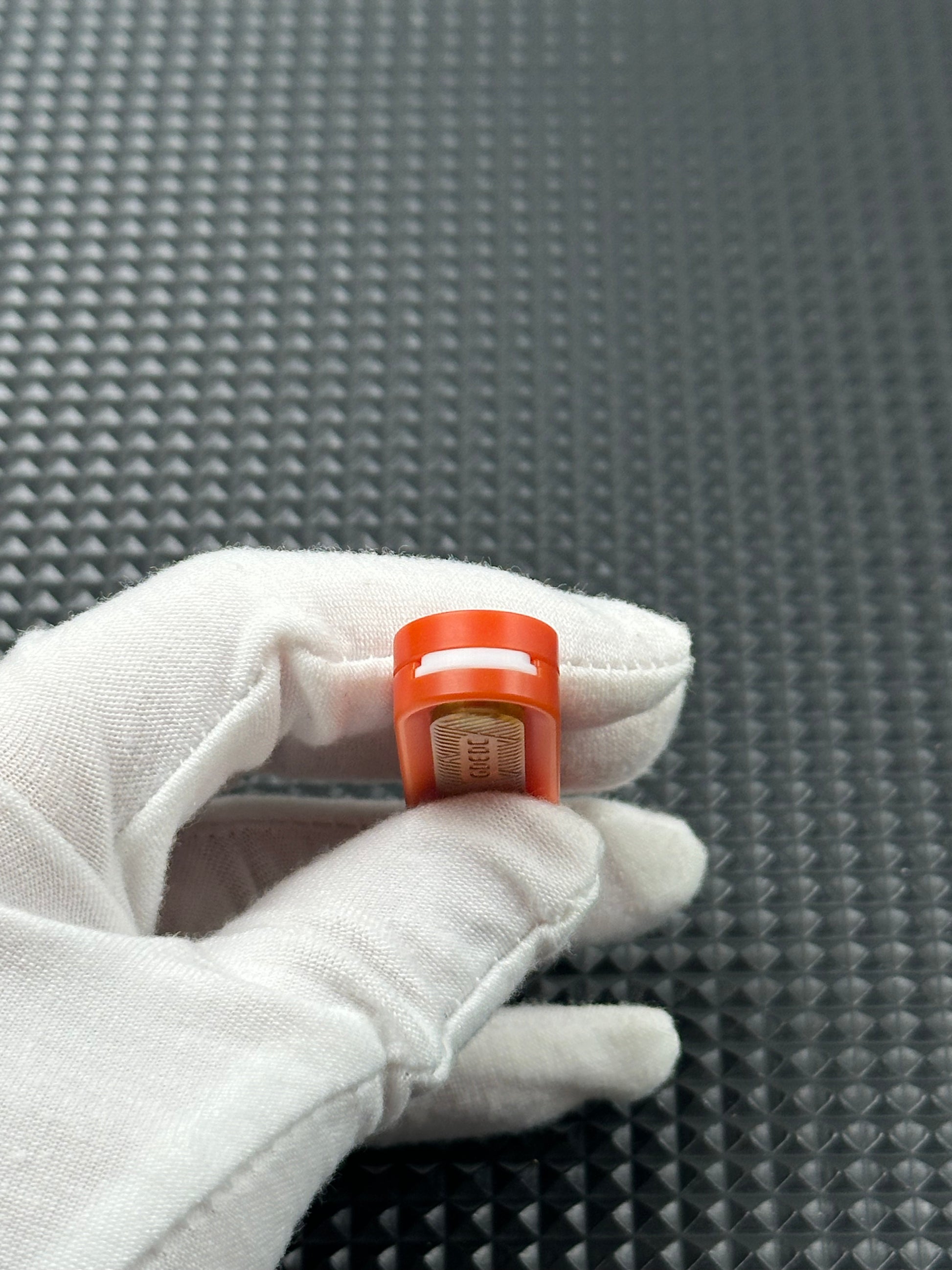 Spice Pin Resin