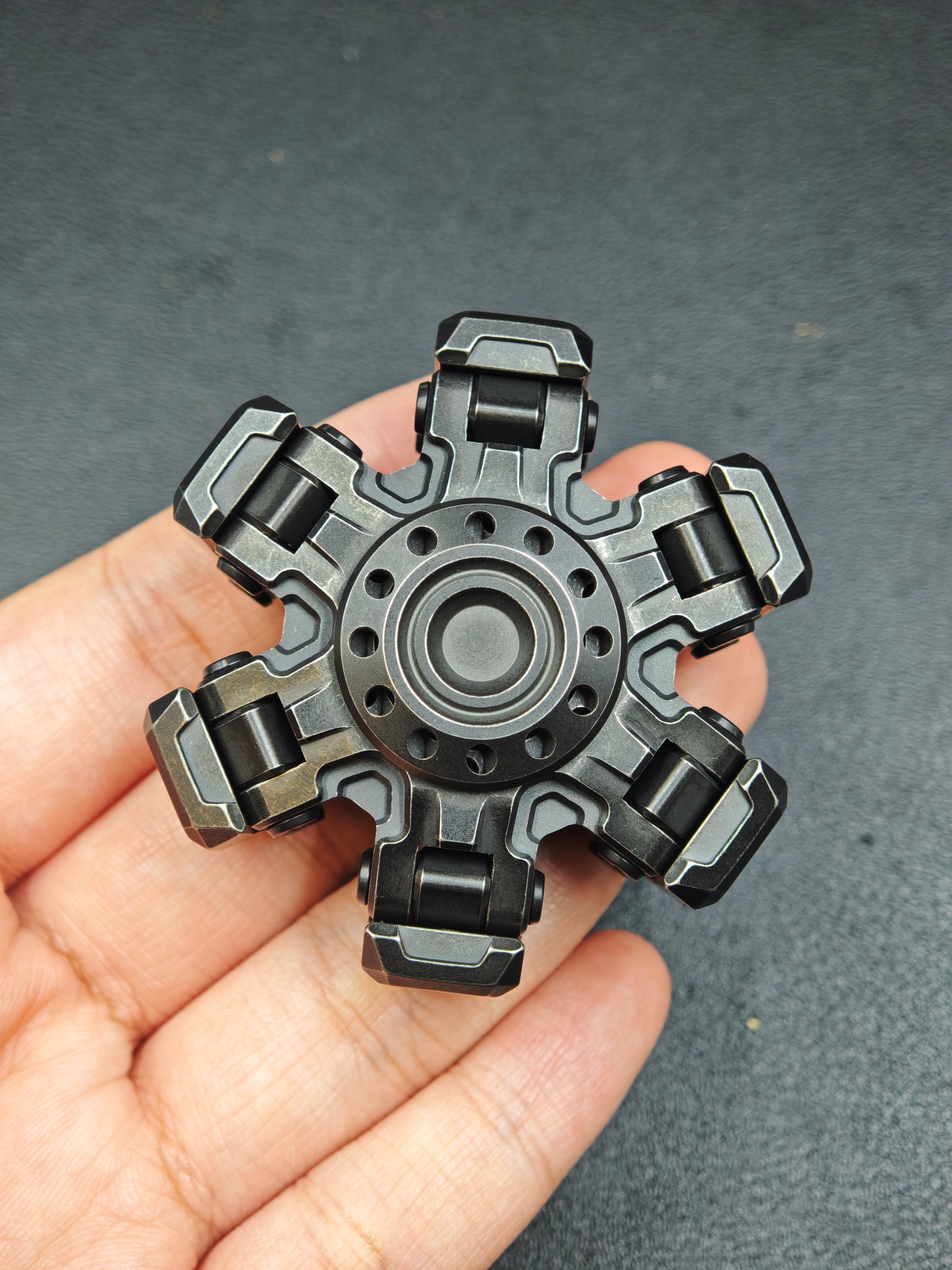 9 HAND Machinarium X Titanium Stonewashed