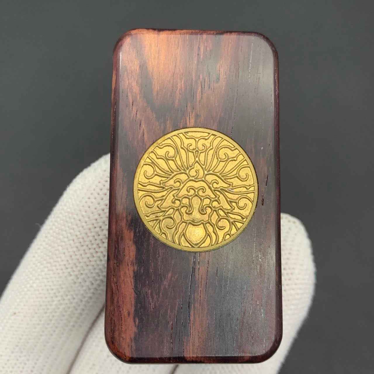 KINMOKU Brocade & Azure Paperweight