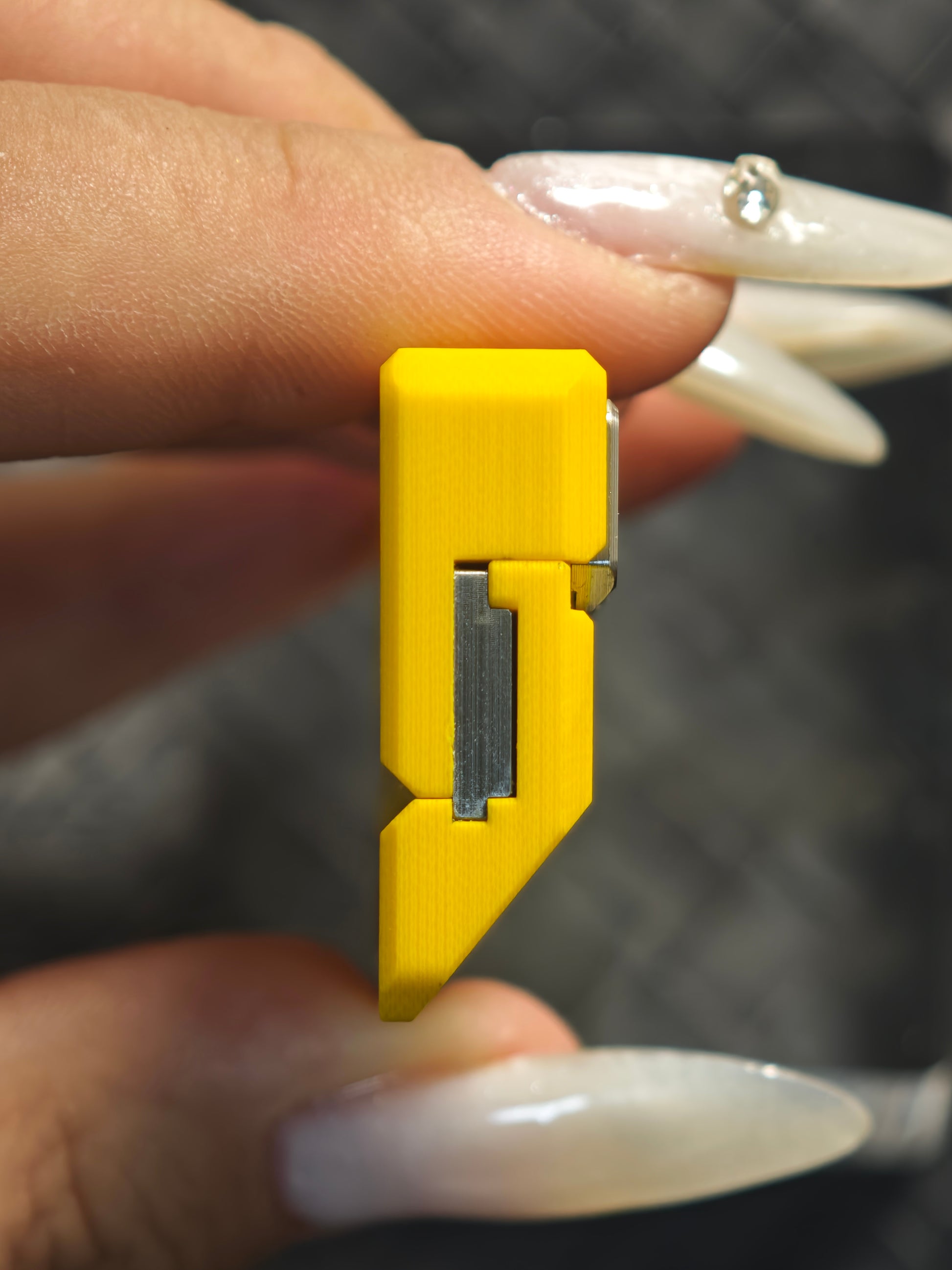 Quirky Ruler G10