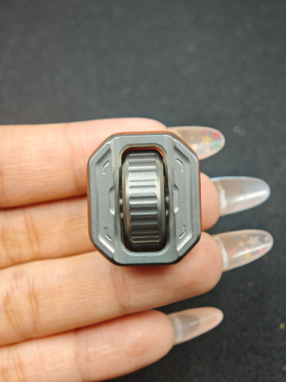 Cracker Titanium