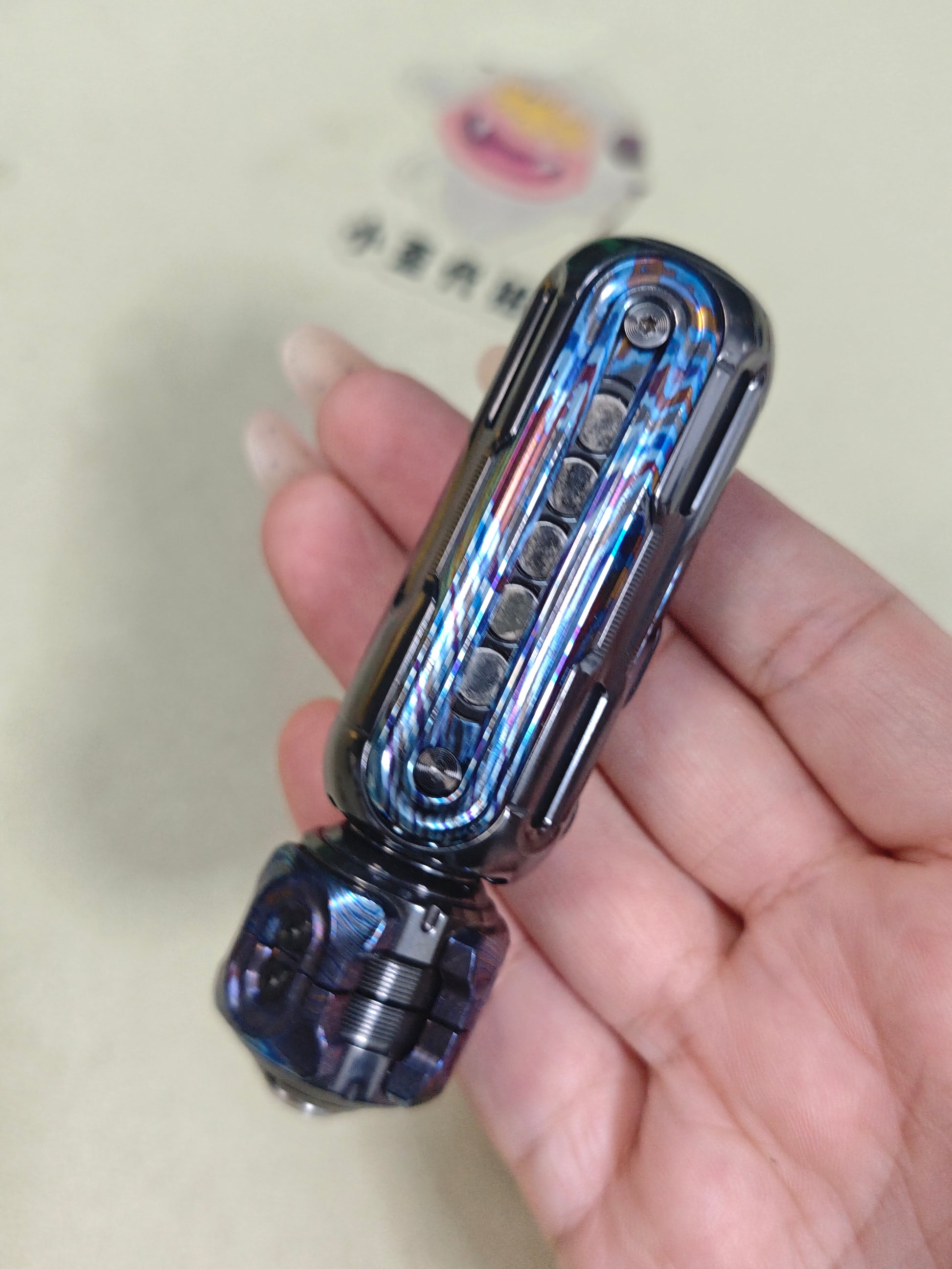 SHAKE Zircuti Zirconium Brass