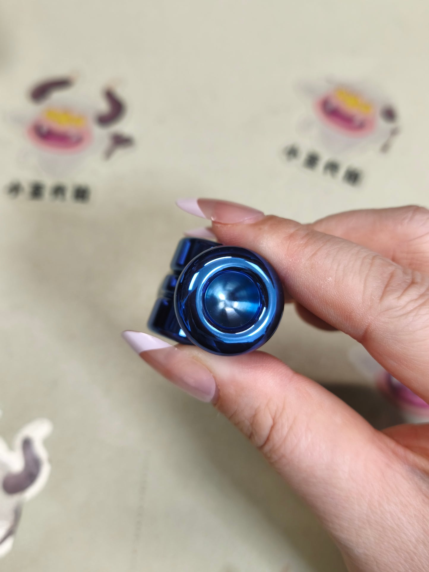 Spin Zirconium Color-Anodized Polished