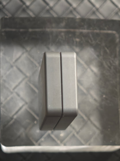 Mute Zirconium