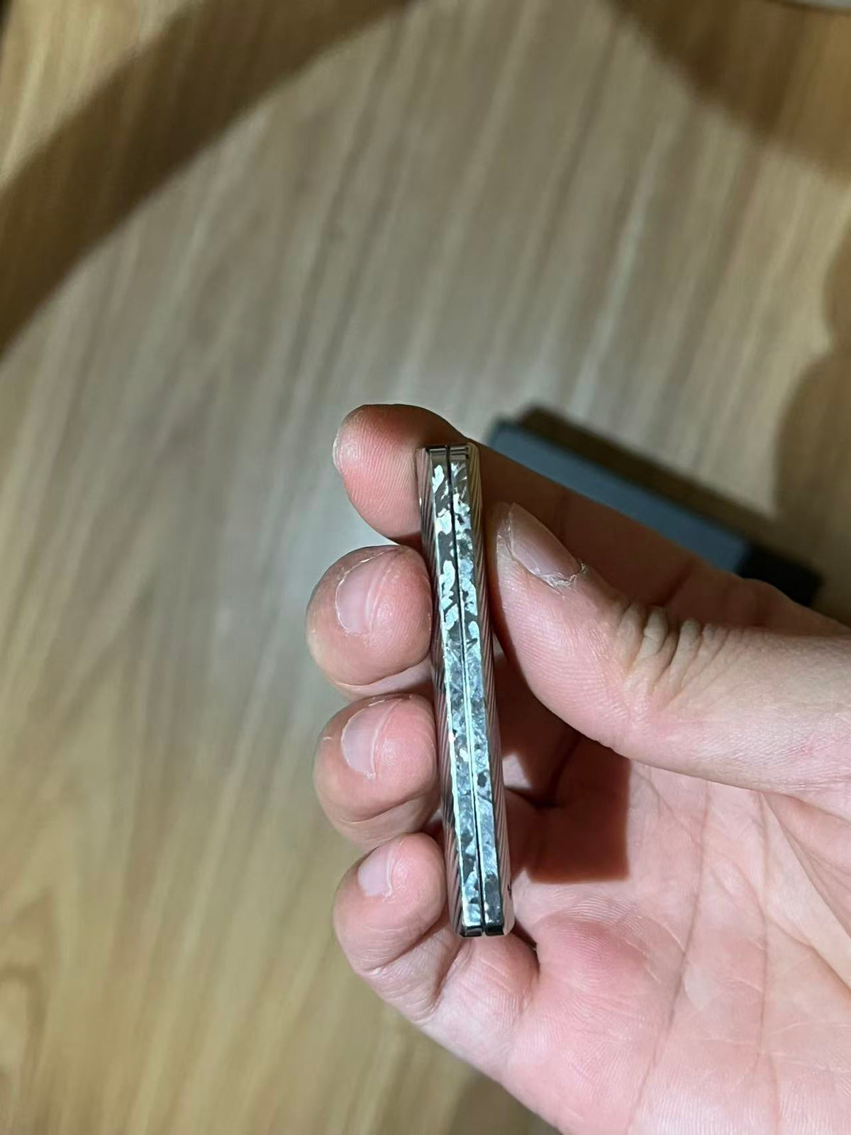 Ji Li 2.0 Titanium Color-Anodized Limited Edition