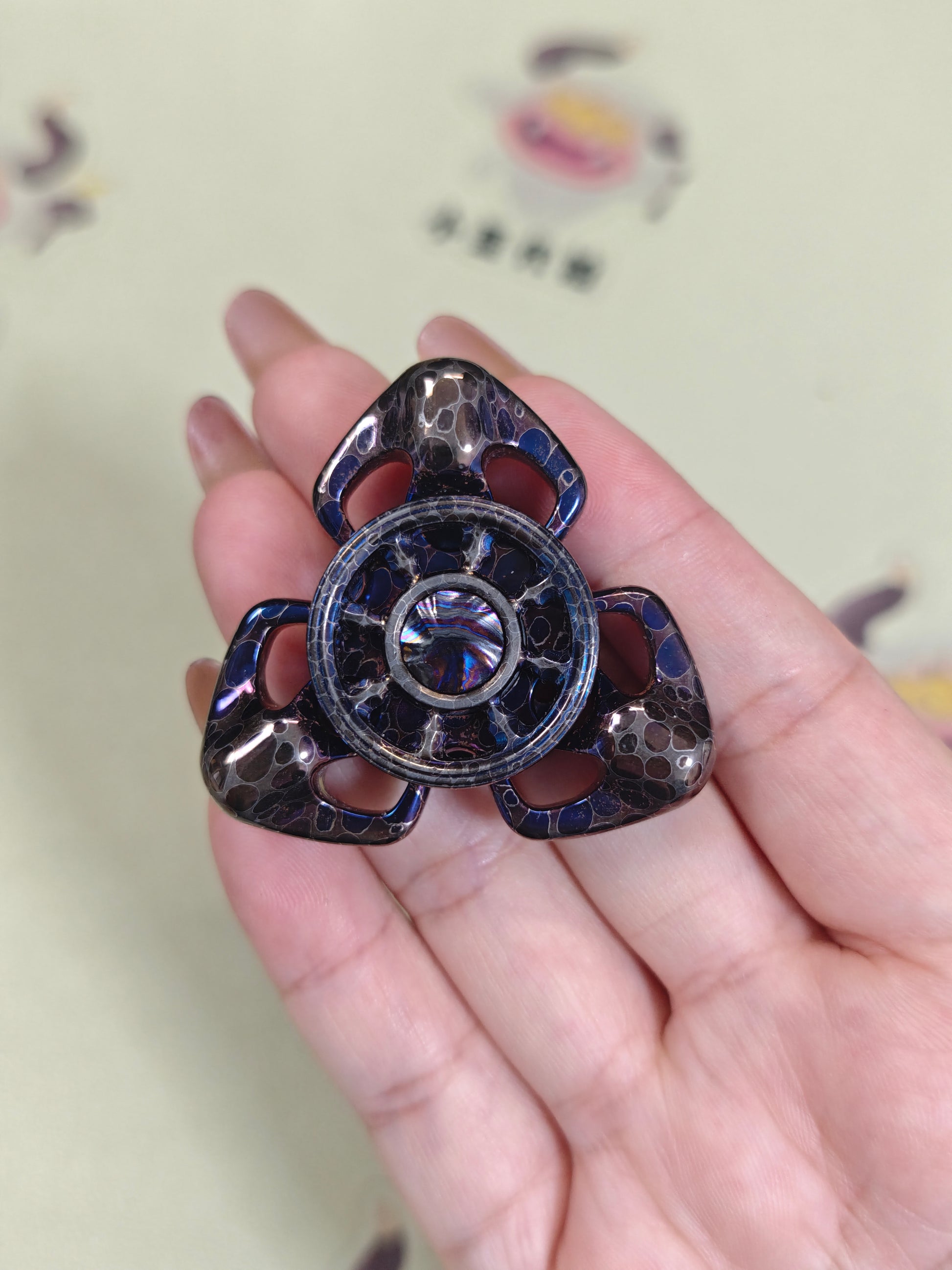 Kong Kim Damasteel