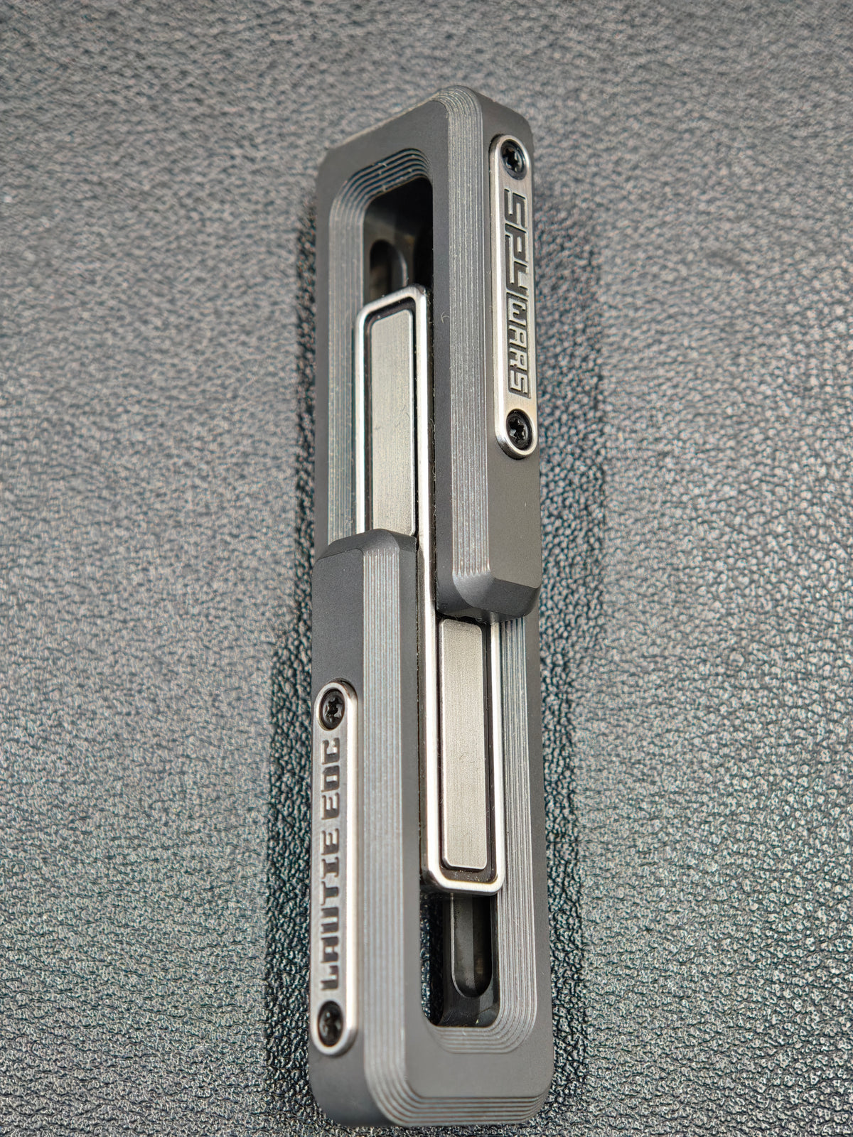 X Lock Zirconium
