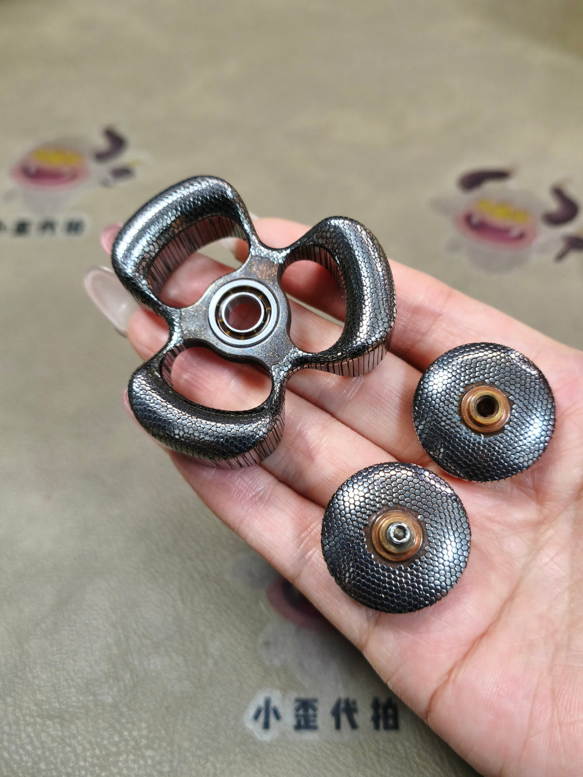 Three-Leaf Horizon Mega Superconductor