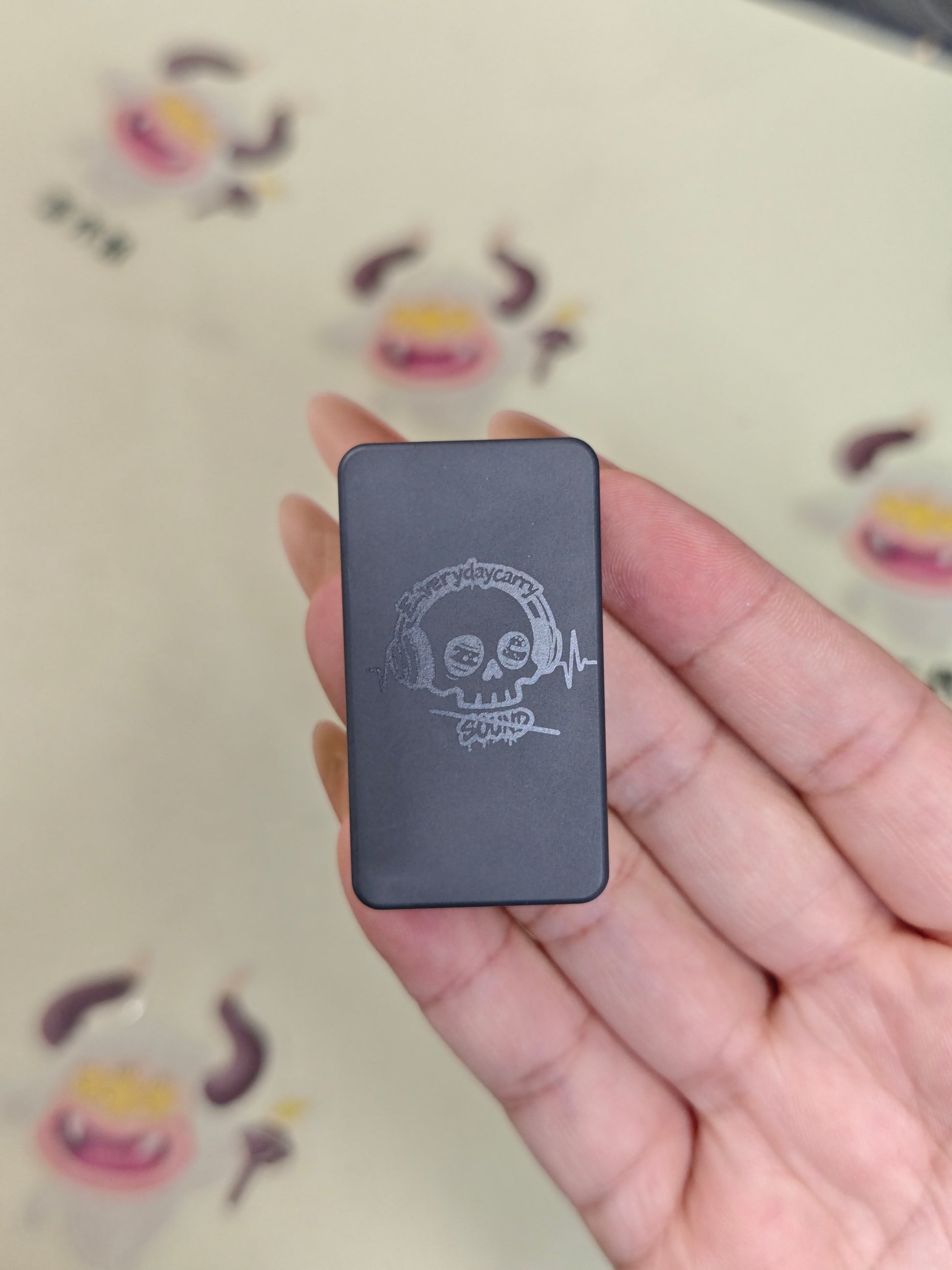Mute Zirconium