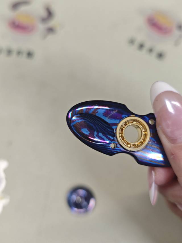 Dragonfly Zirconium Zircuti