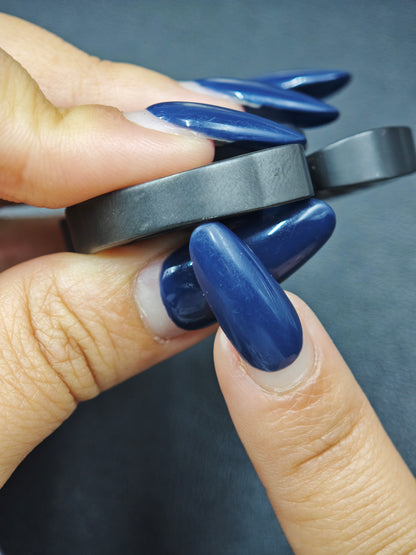 Yungong Xunyin Zirconium