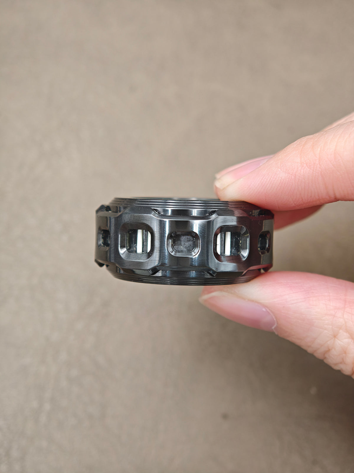 Shadow Raider Ratchet Zirconium Polished