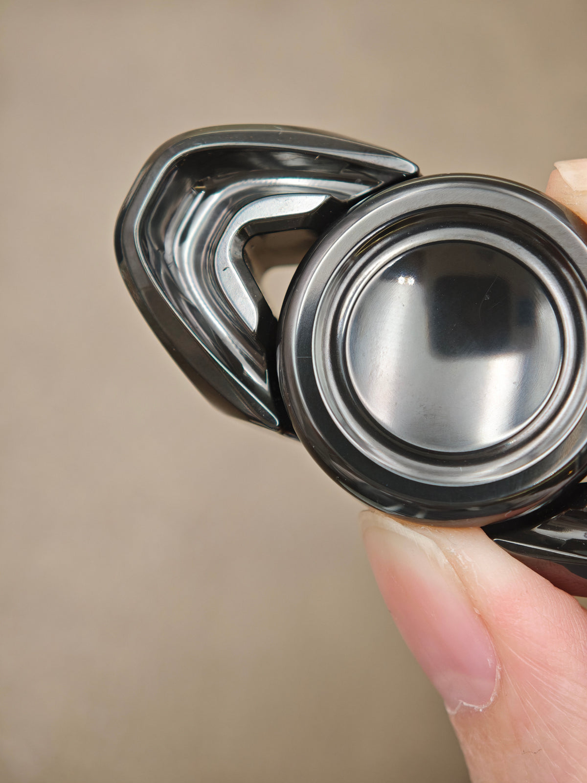 Pan Yixian Zirconium Polished