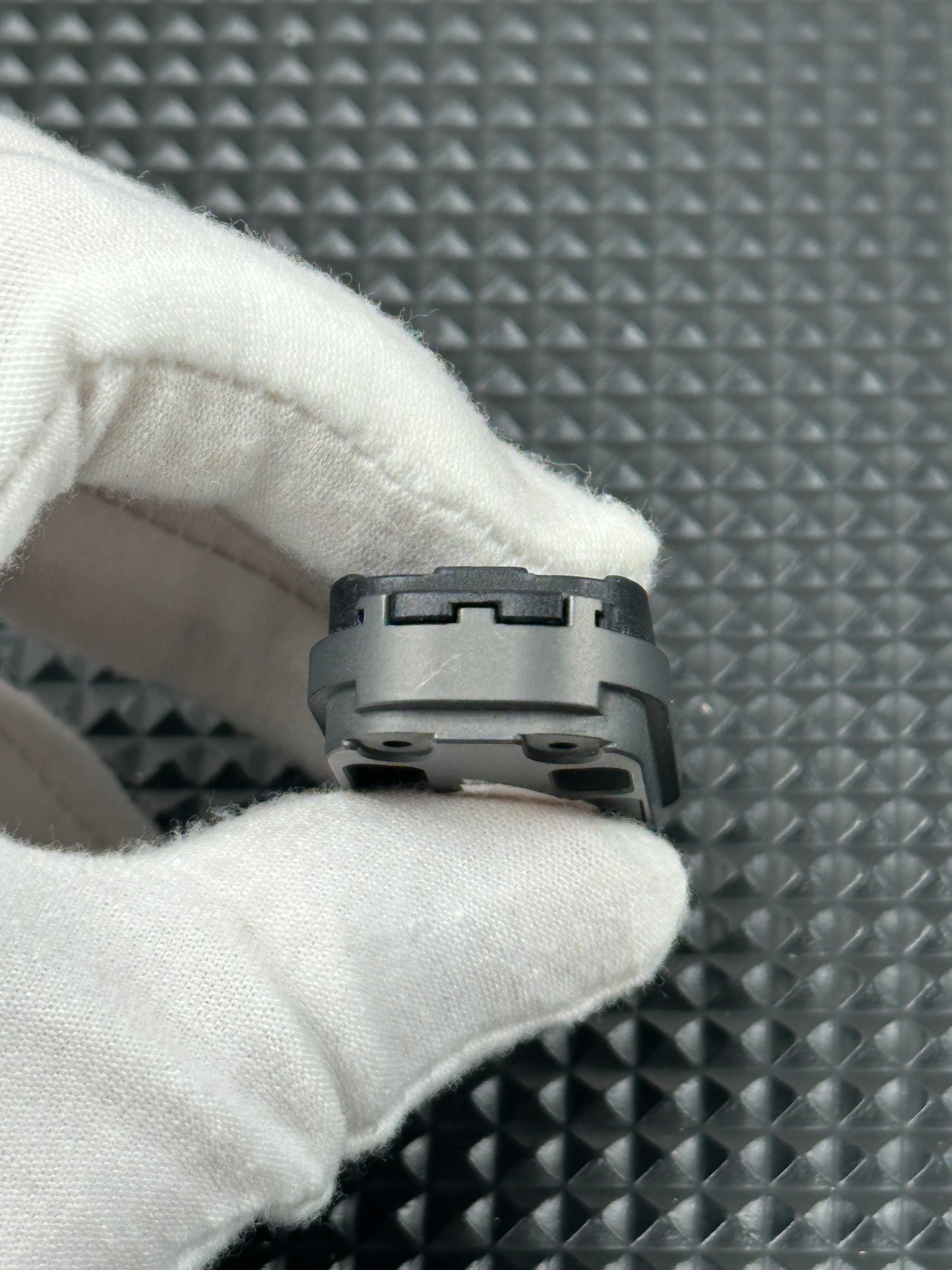 Ejector Core Zirconium