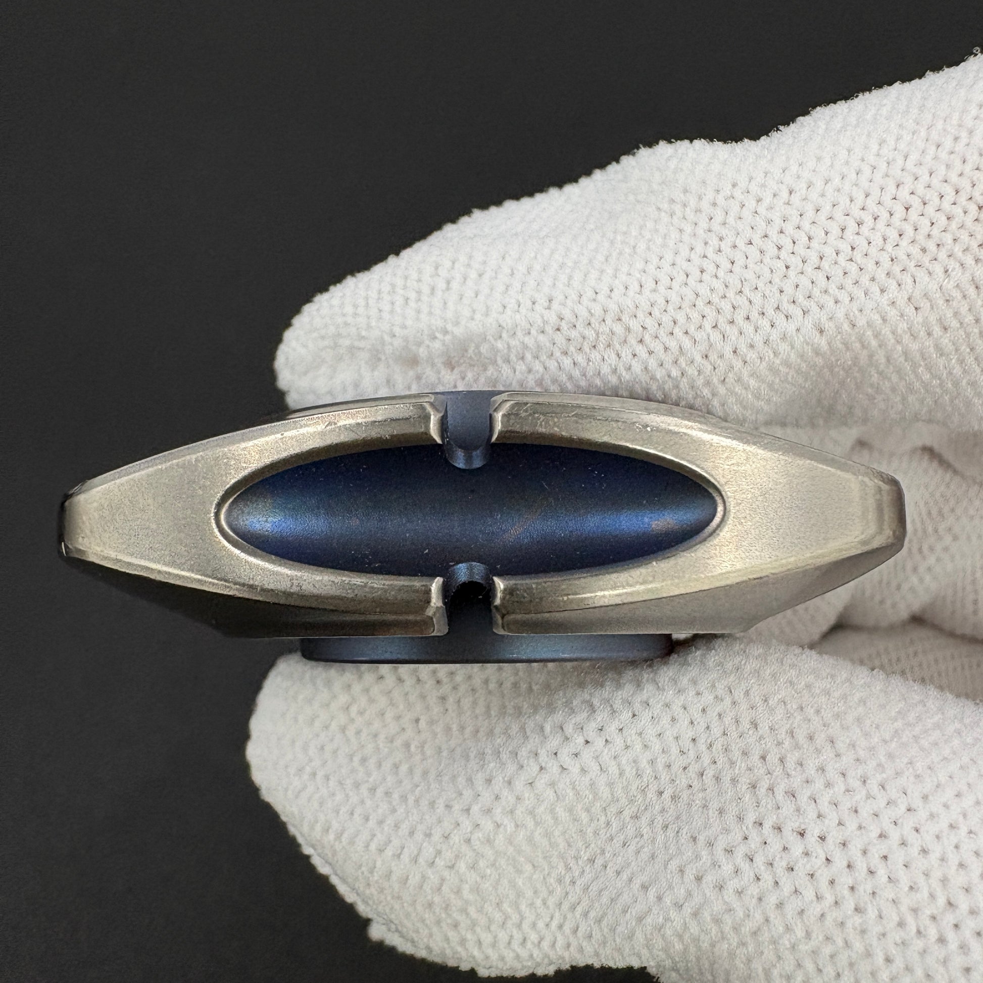 BIT 04 Titanium