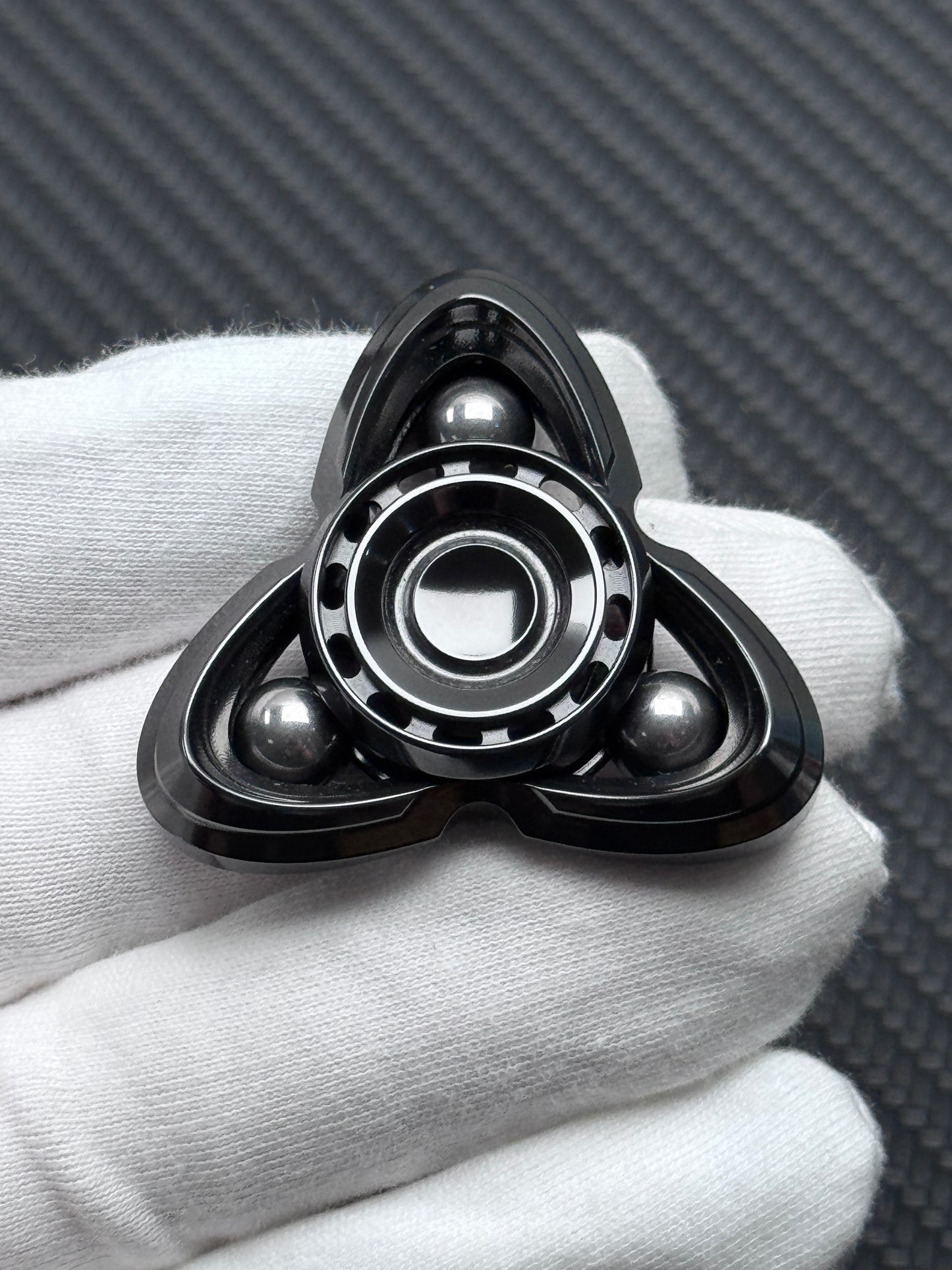 Cat's Eye Zirconium