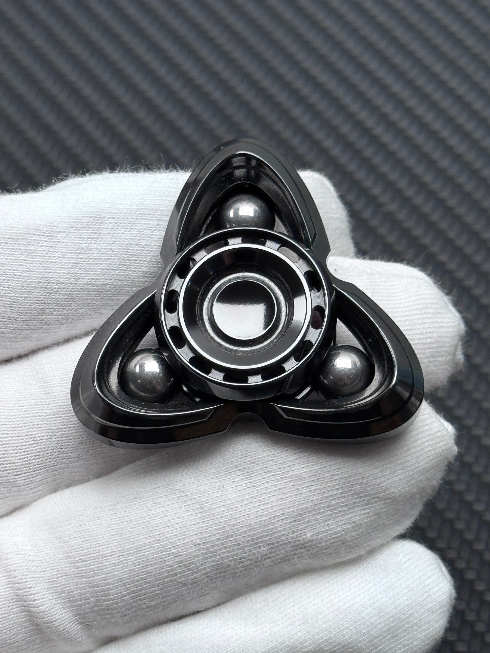 Cat's Eye Zirconium