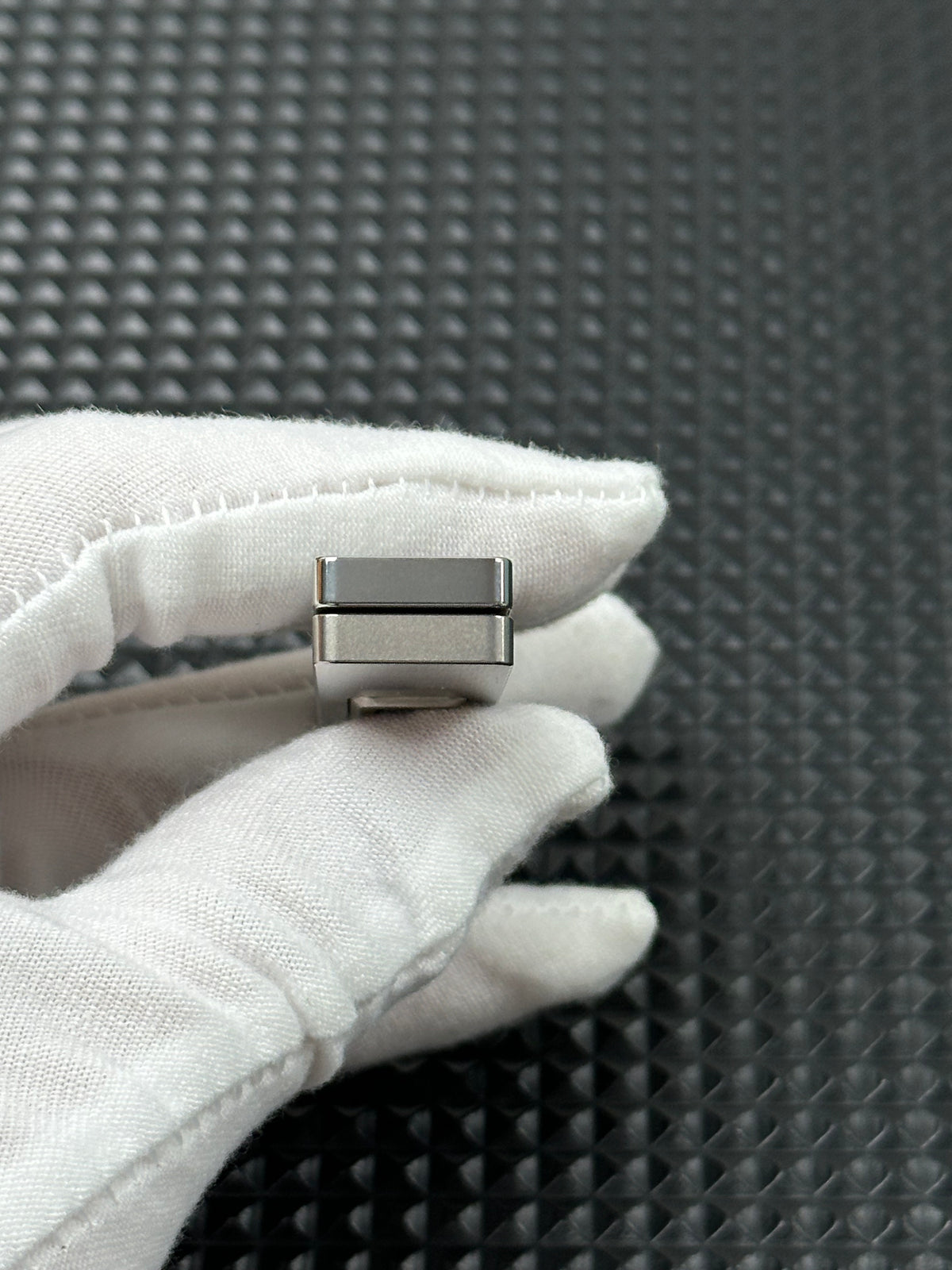 Choc Titanium
